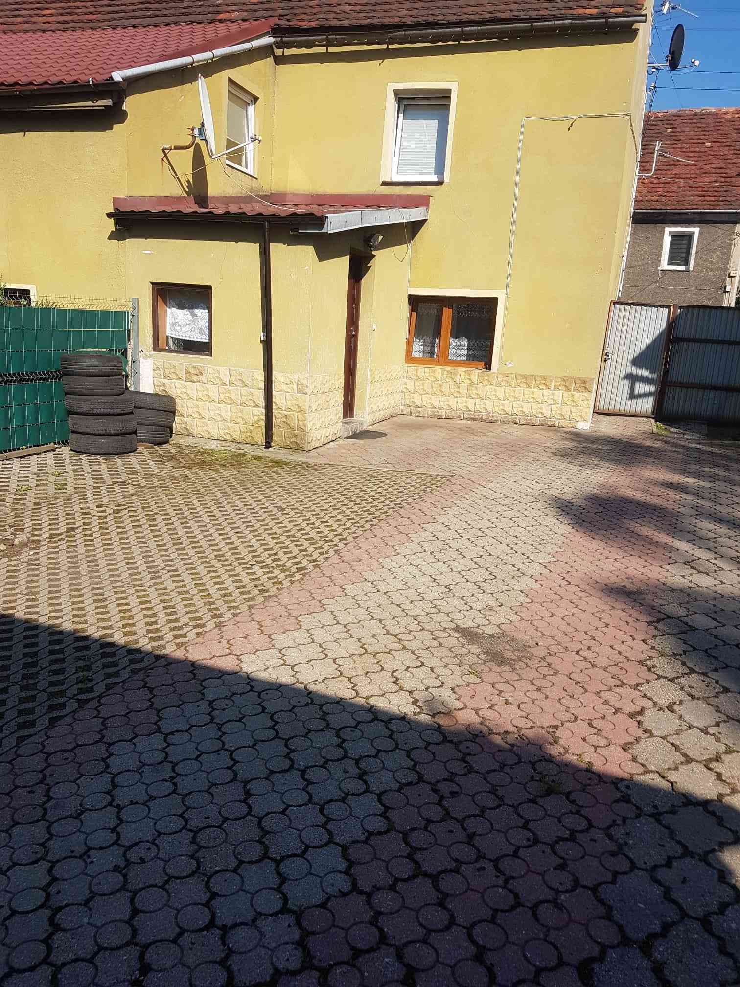 3-pokojowe mieszkanie 82 m² z ogrodem – Mirsk, Dolnośląskie