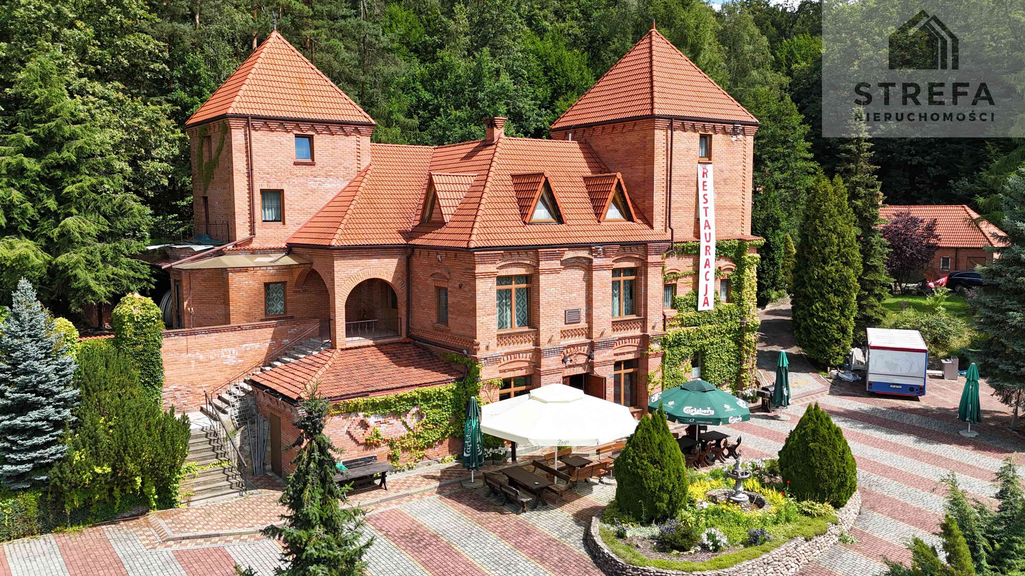 Zamek, hotel, restauracja, gotowy biznes - zdjęcie 6