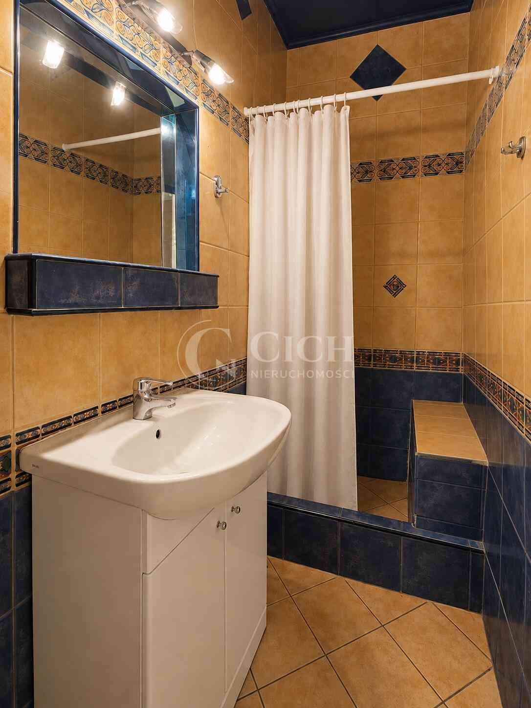 Przestronne 72 m² w samym sercu Tarnowa. - zdjęcie 9