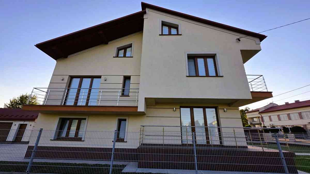 Dom w wysokim standardzie – centrum Laskówki Chorą - zdjęcie 36