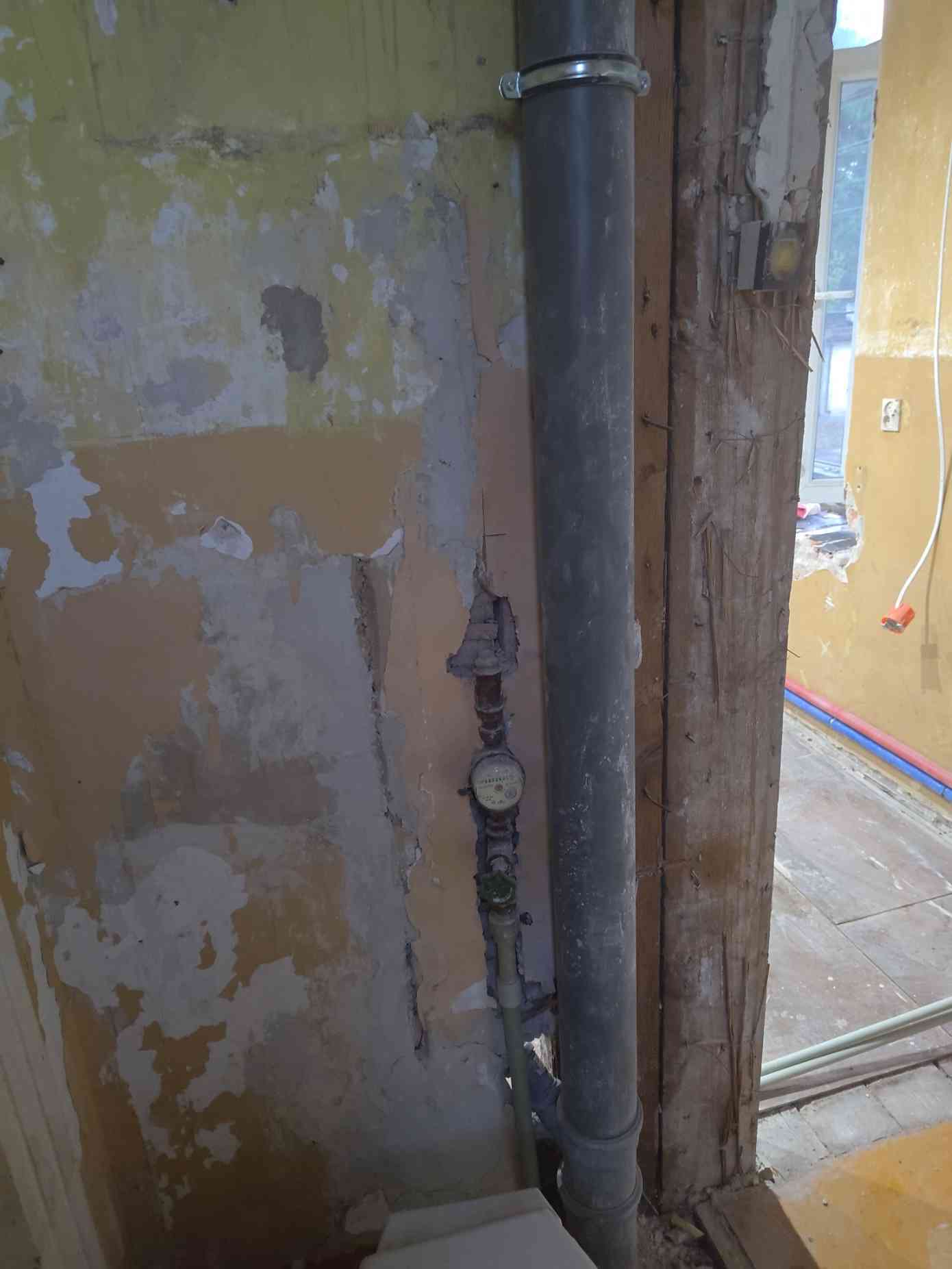 Kawalerka 33,60m2+piwnica, działka, komórka i strych - zdjęcie 13