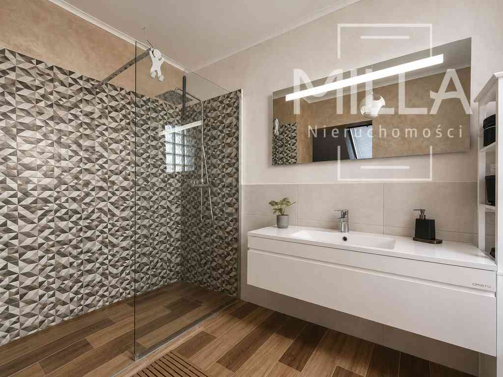 Dom 258 m² komfortu w sąsiedztwie lasu - zdjęcie 12