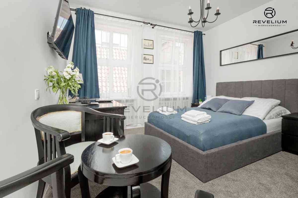 KAWALERKA PO REMONCIE | STARE MIASTO | 40 M²