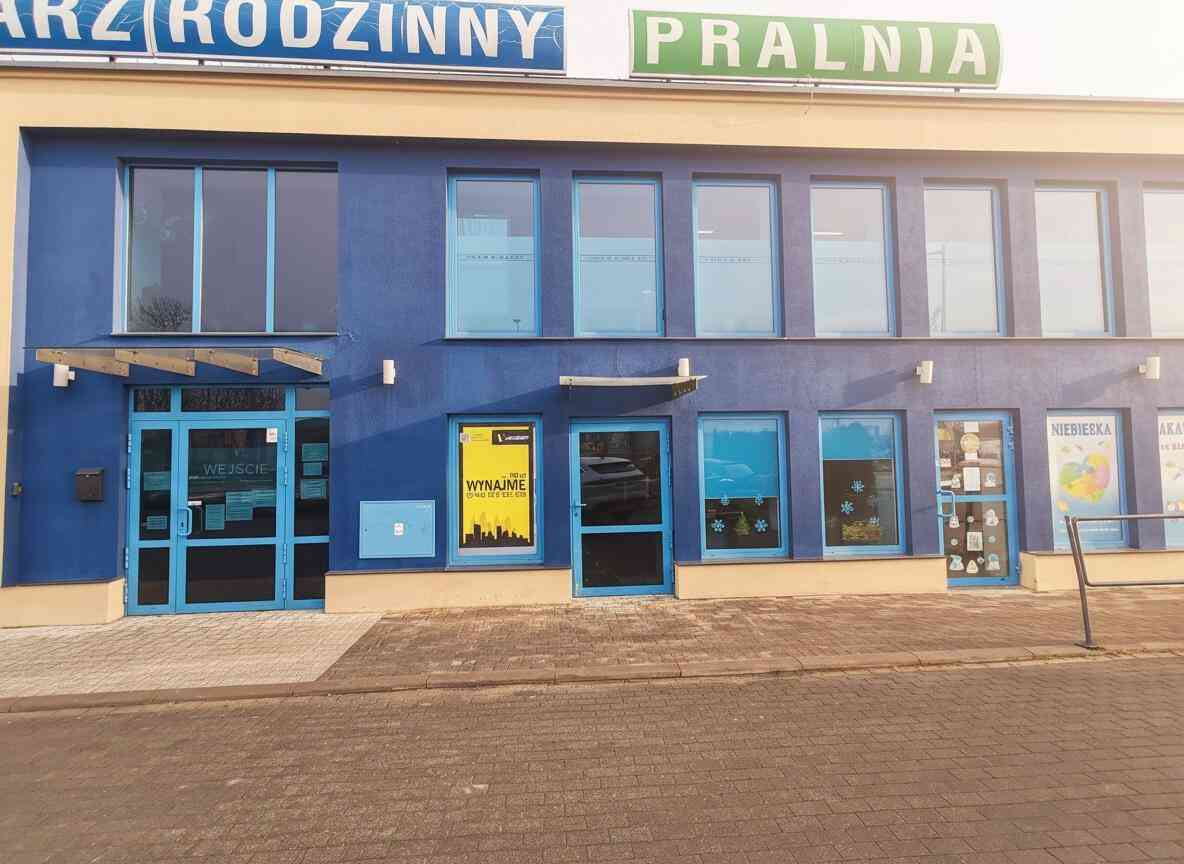 Lokal do wynajęcia na parterze.