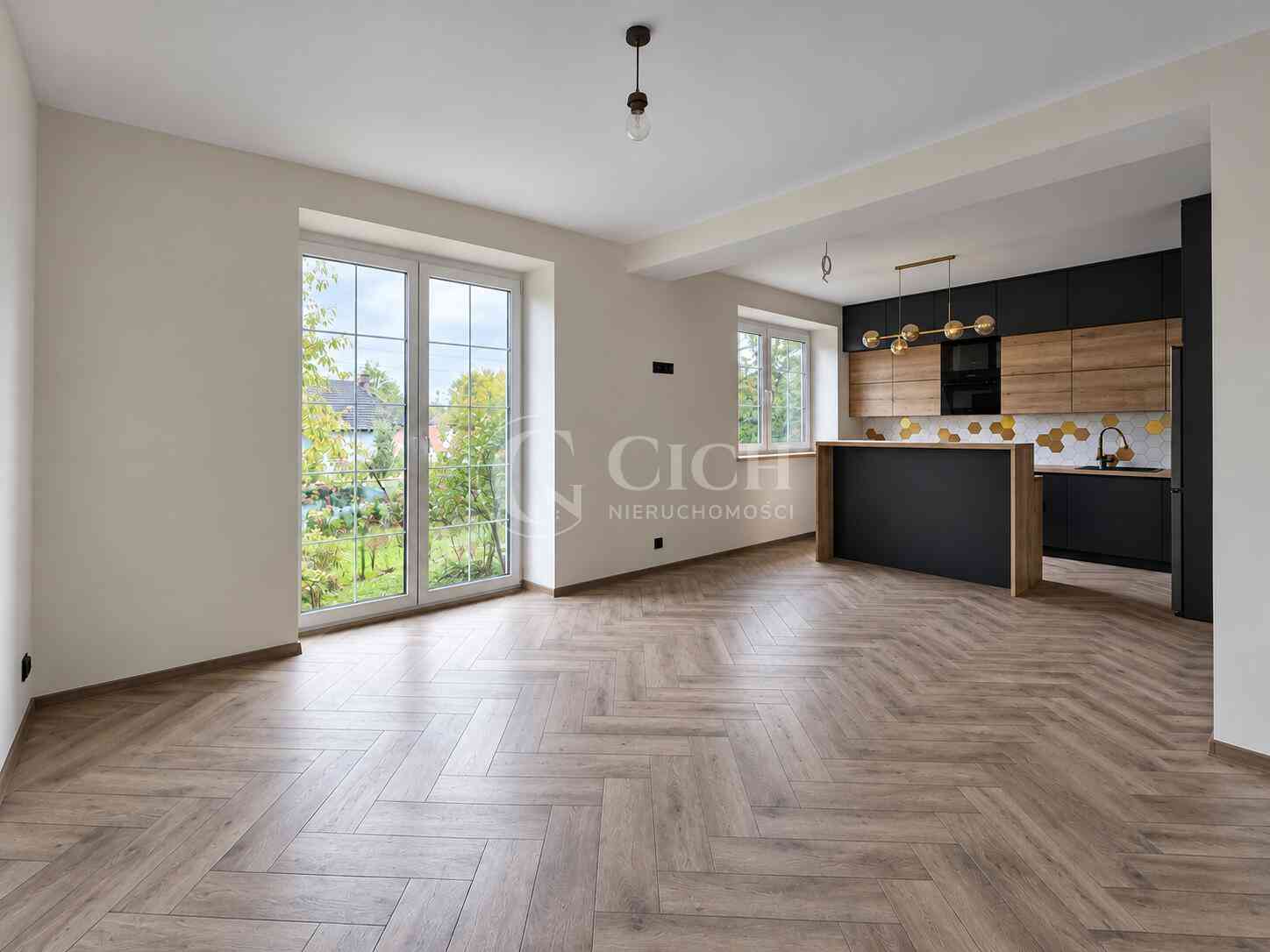 Dom 130 m² | Wyremontowany parter | Działka 16 arów | Garaż i stodoła |