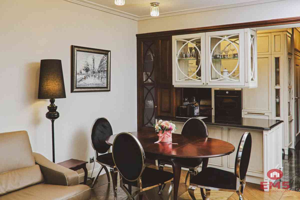 Dwupoziomowy Apartament z Panoramą na Jezioro - zdjęcie 4