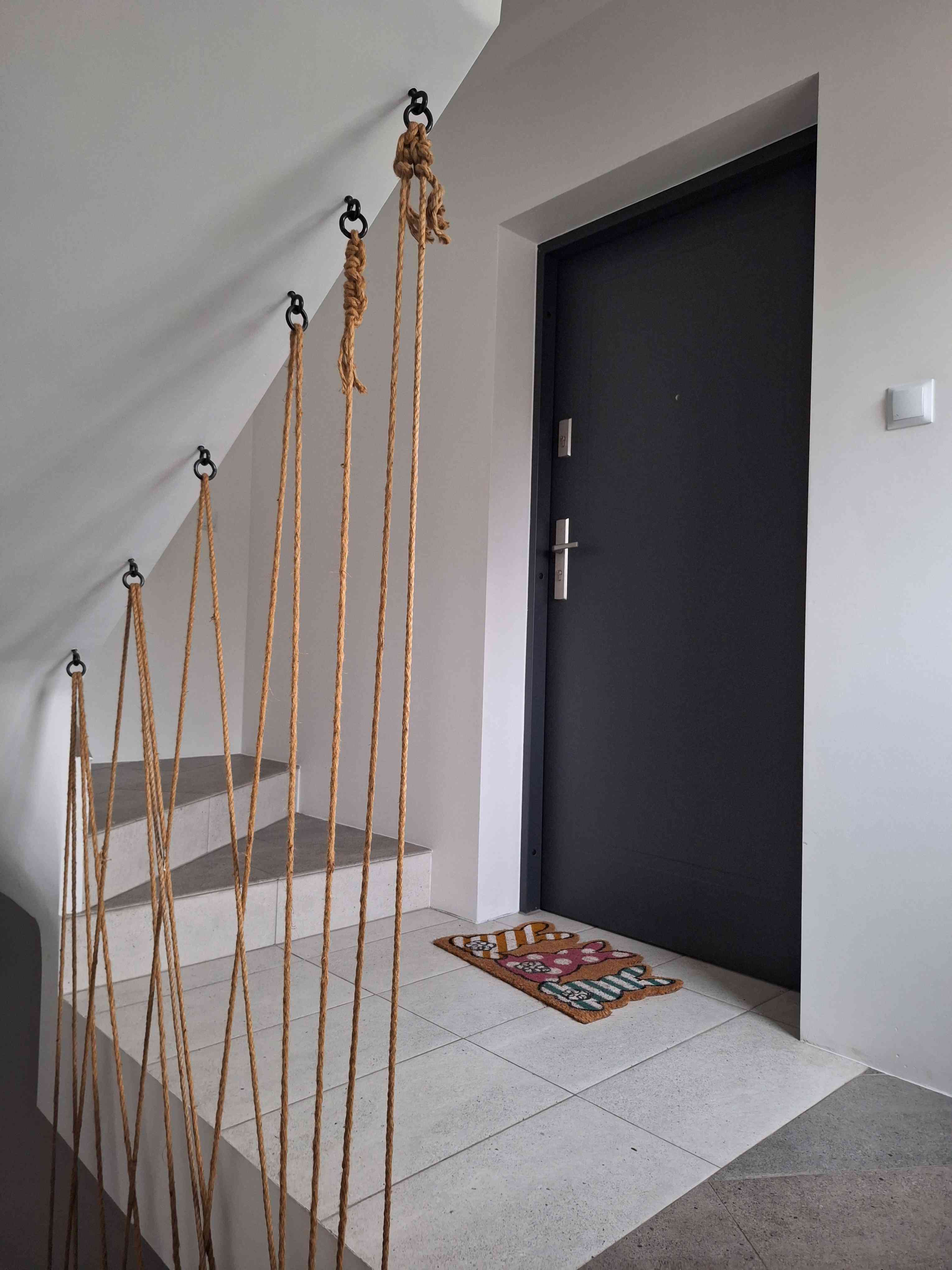 Segment inwestycyjny 110 m², dwa niezależne lokale, ogródek, centrum T - zdjęcie 2