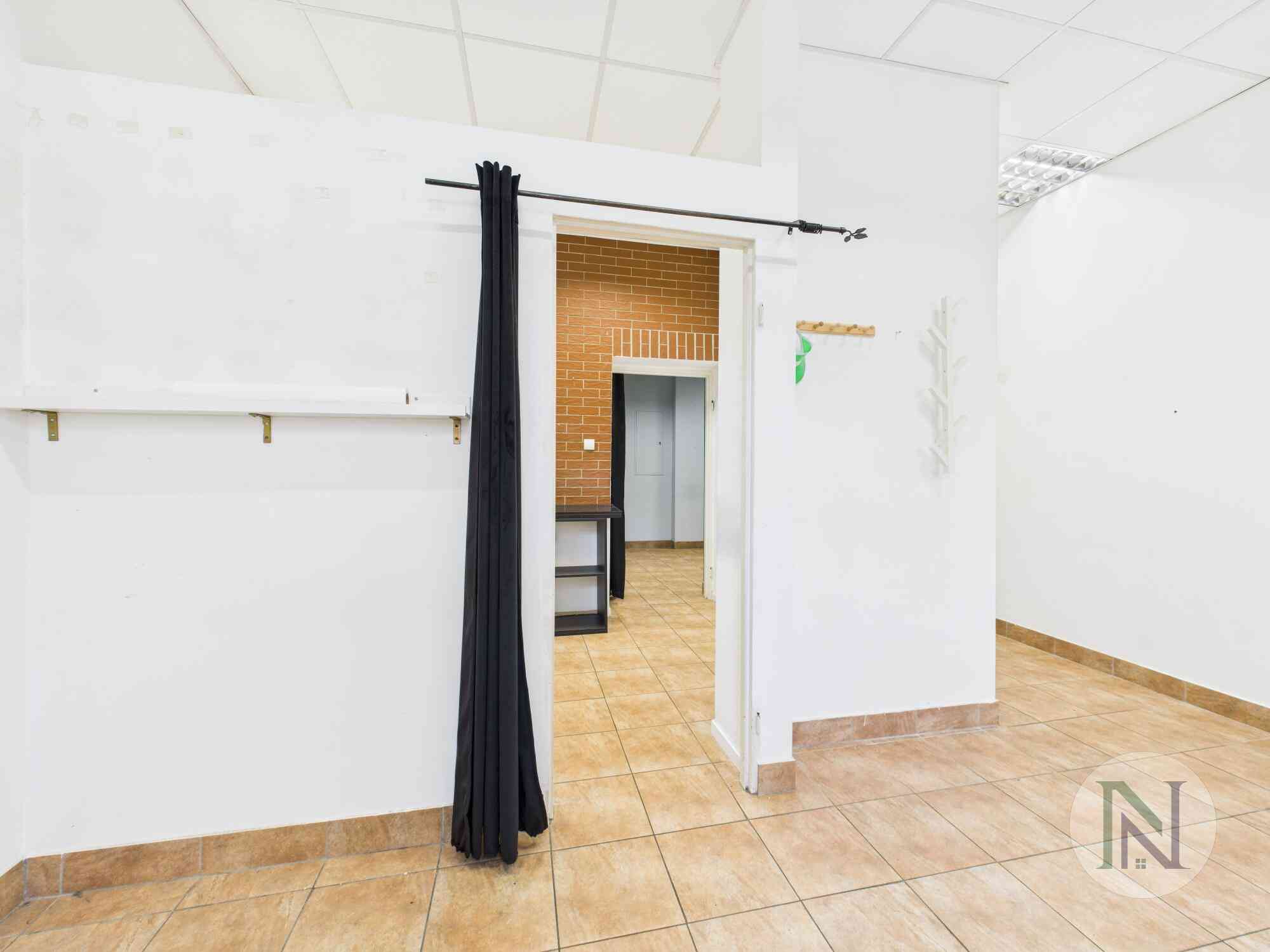 Lokal z potencjałem inwestycyjnym i działającym najmem - zdjęcie 12
