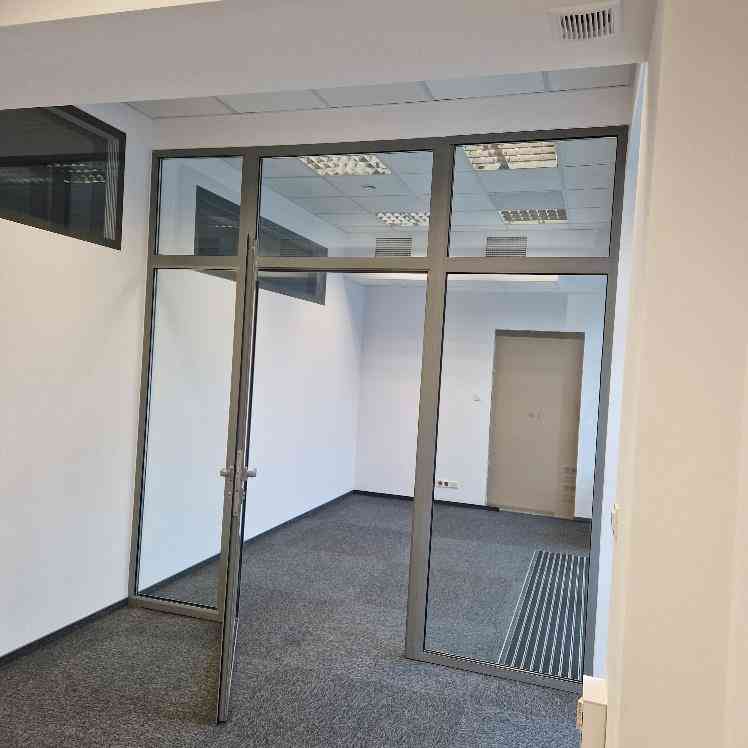 Lokal 78m2 z witryną, Wrocław Stare Miasto - zdjęcie 3