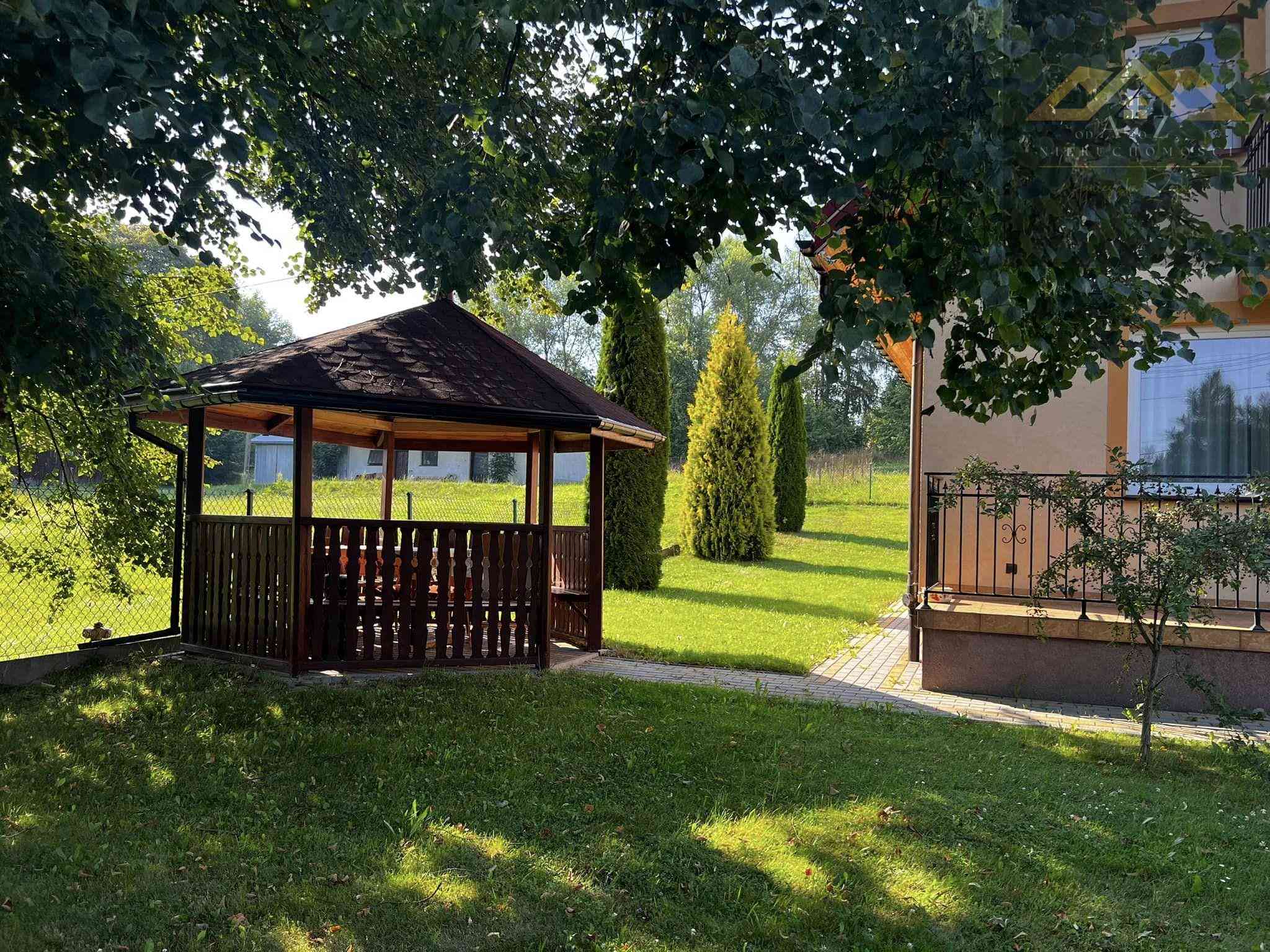 Dom na wsi z wyposażeniem i umeblowaniem - zdjęcie 10