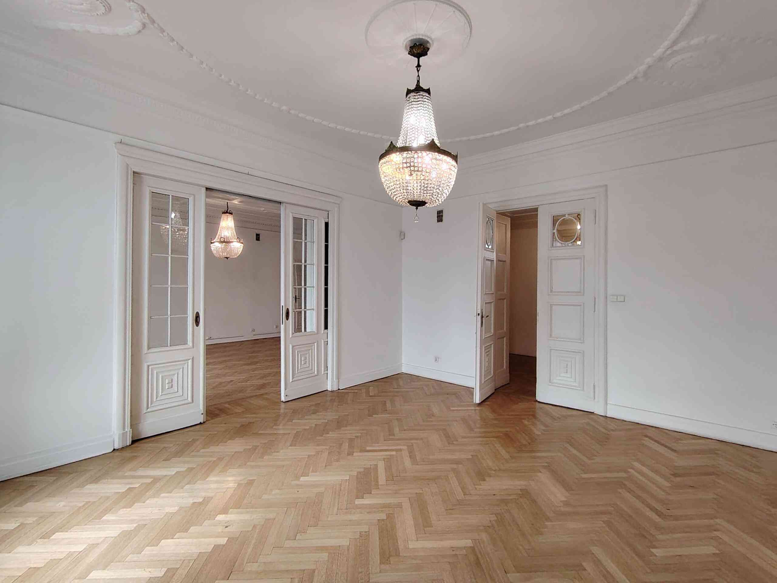 Na sprzedaż mieszkanie o pow. 198 m² w secesyjnej kamienicy z windą - zdjęcie 3