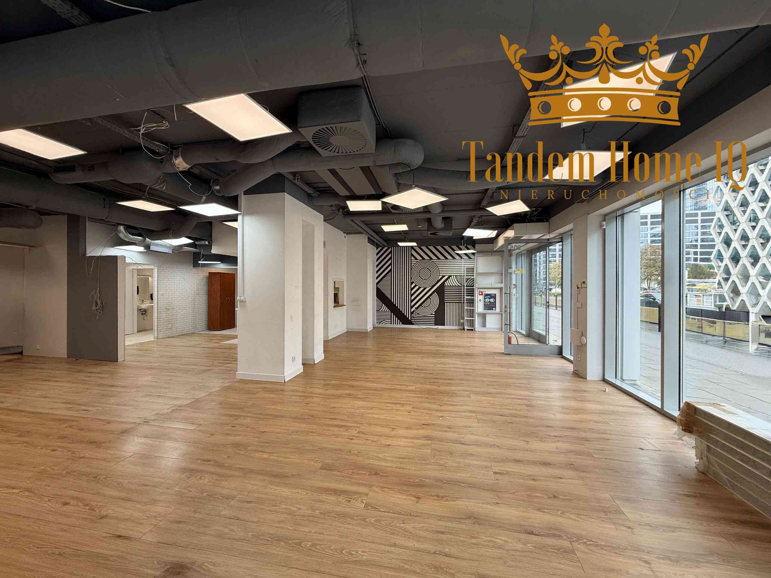 Do wynajęcia lokal handlowy 157 m² Parter – duży ruch pieszych - zdjęcie 4