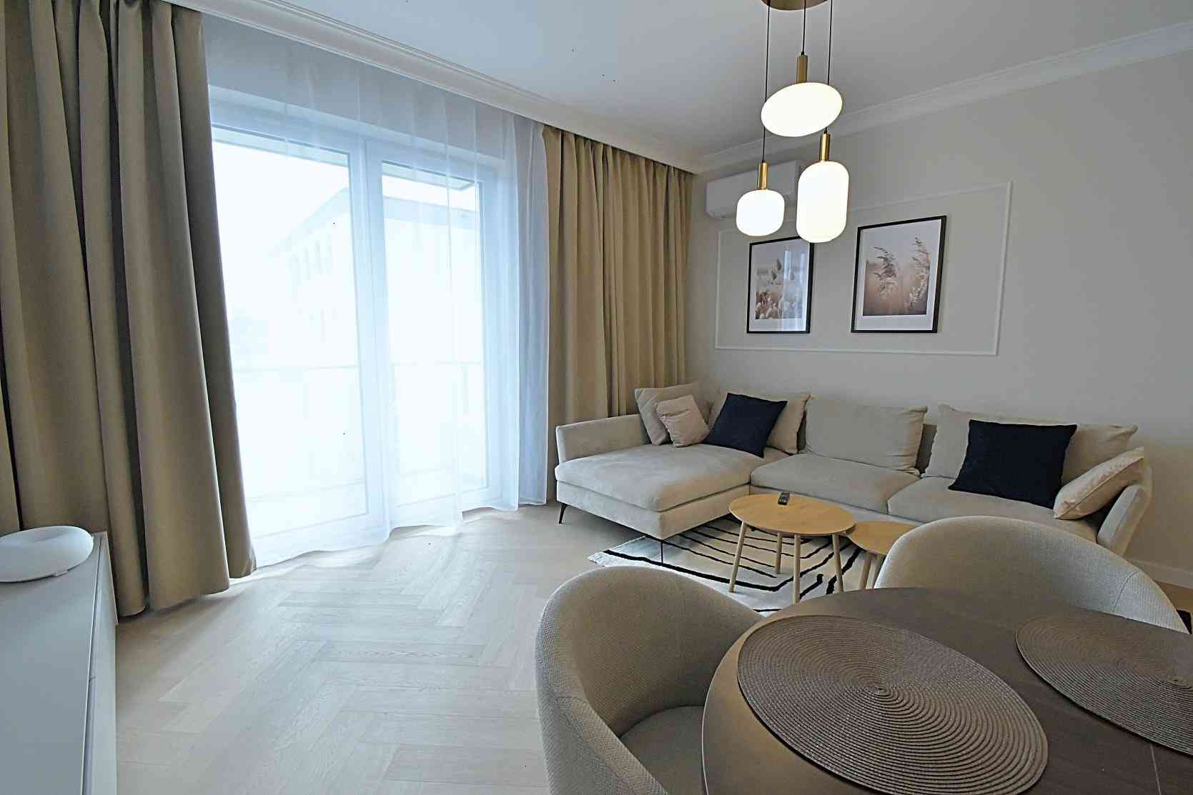 DO WYNAJĘCIA 3 pokoje balkon, klima PIERWSZY NAJEM - zdjęcie 7