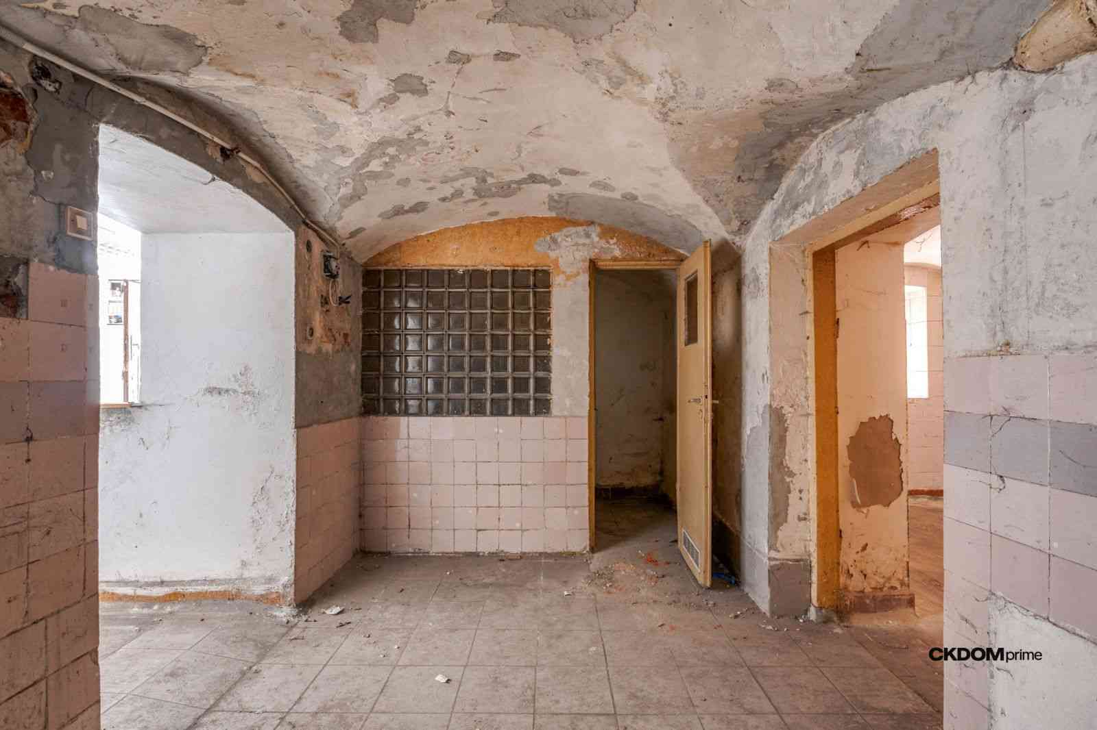 Klimatyczne Podziemie-Idealne Pod Autorską Knajpkę - zdjęcie 12