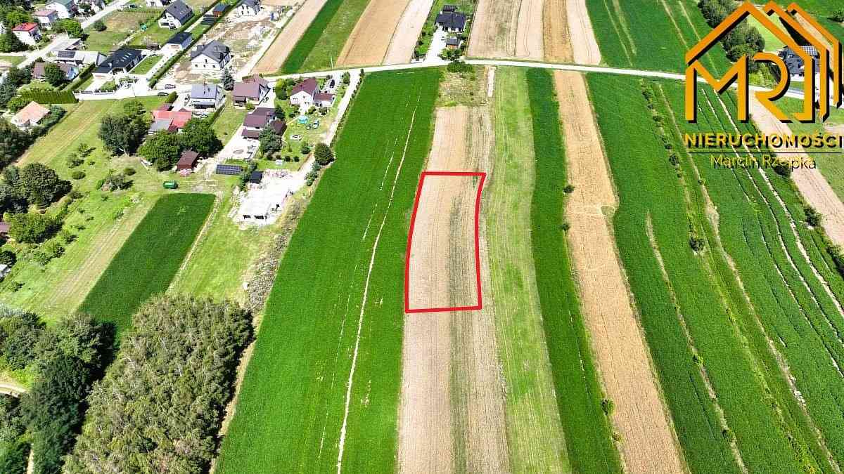 Działka 8,49 ar z WZ – przy granicy z Bobrownikami