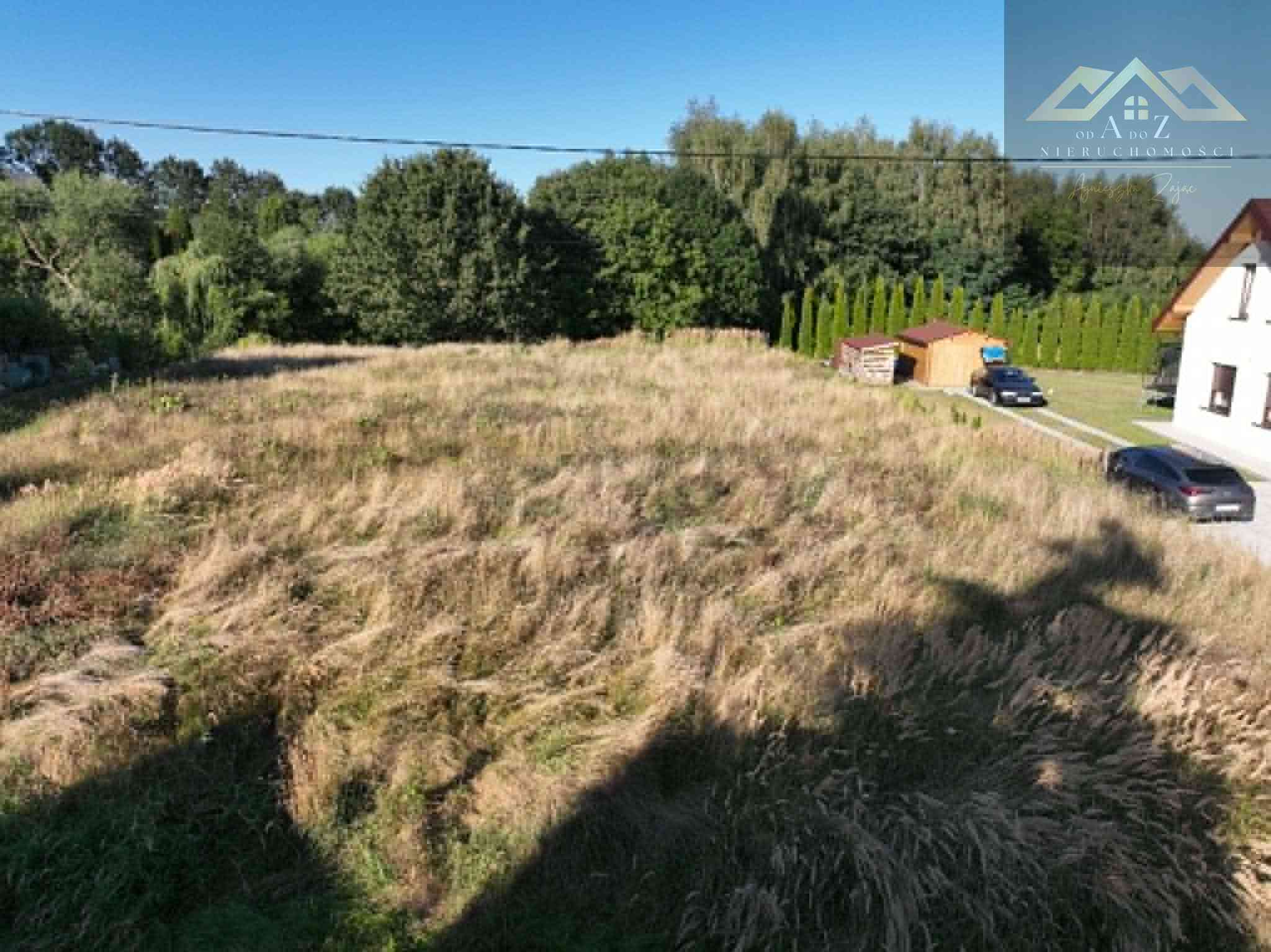 Piękna widokowa działka budowlana w centrum wsi - zdjęcie 5