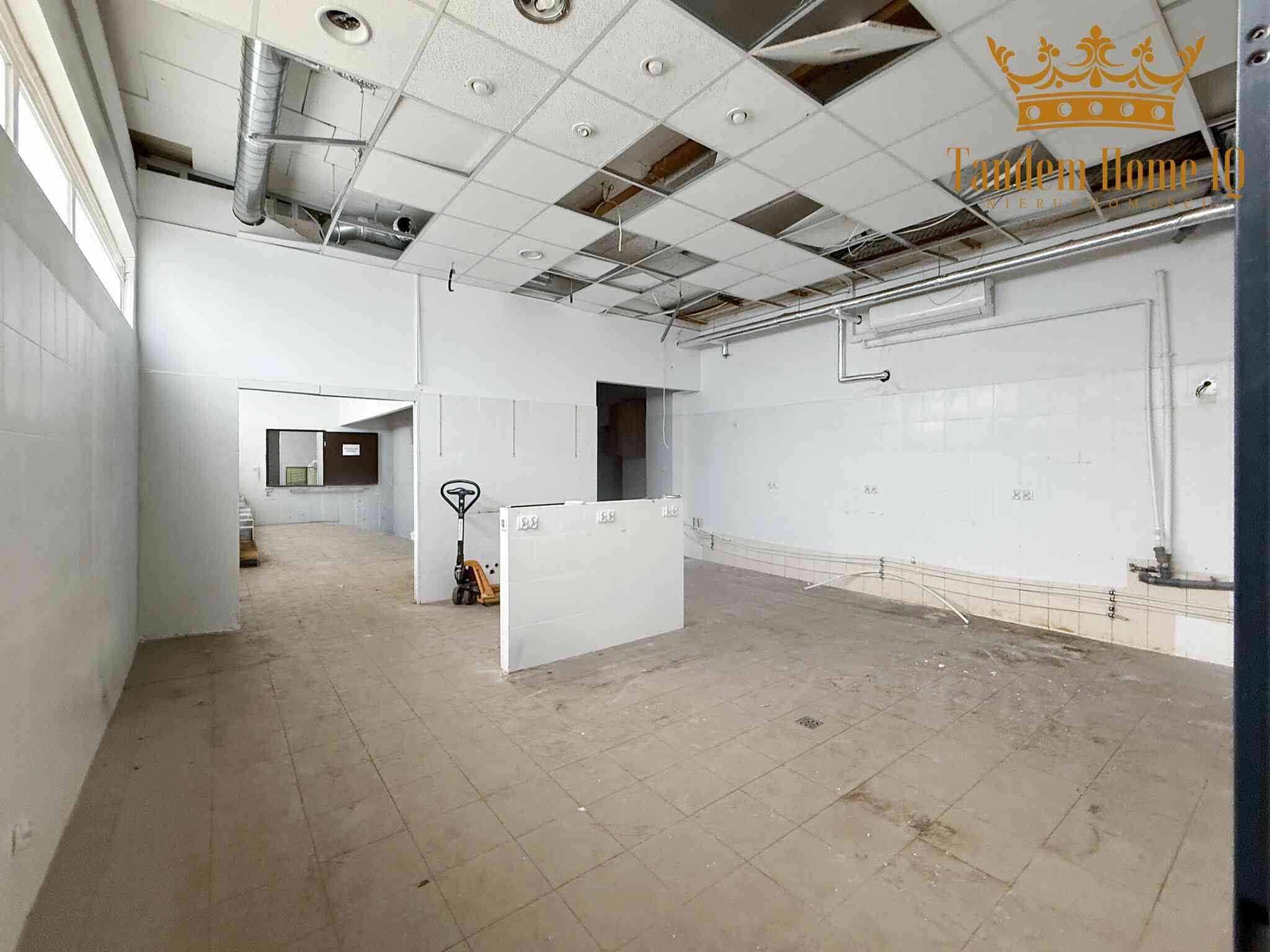 Do wynajęcia lokal pod dark kitchen, produkcje 415m2 do remontu Bemowo - zdjęcie 1