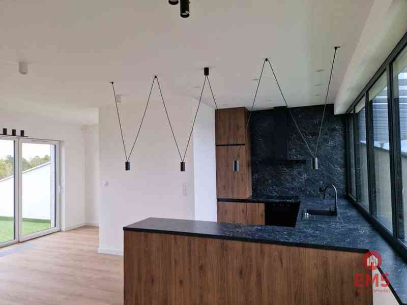 Nowoczesny Apartament 112 m² z Tarasami i Widokiem