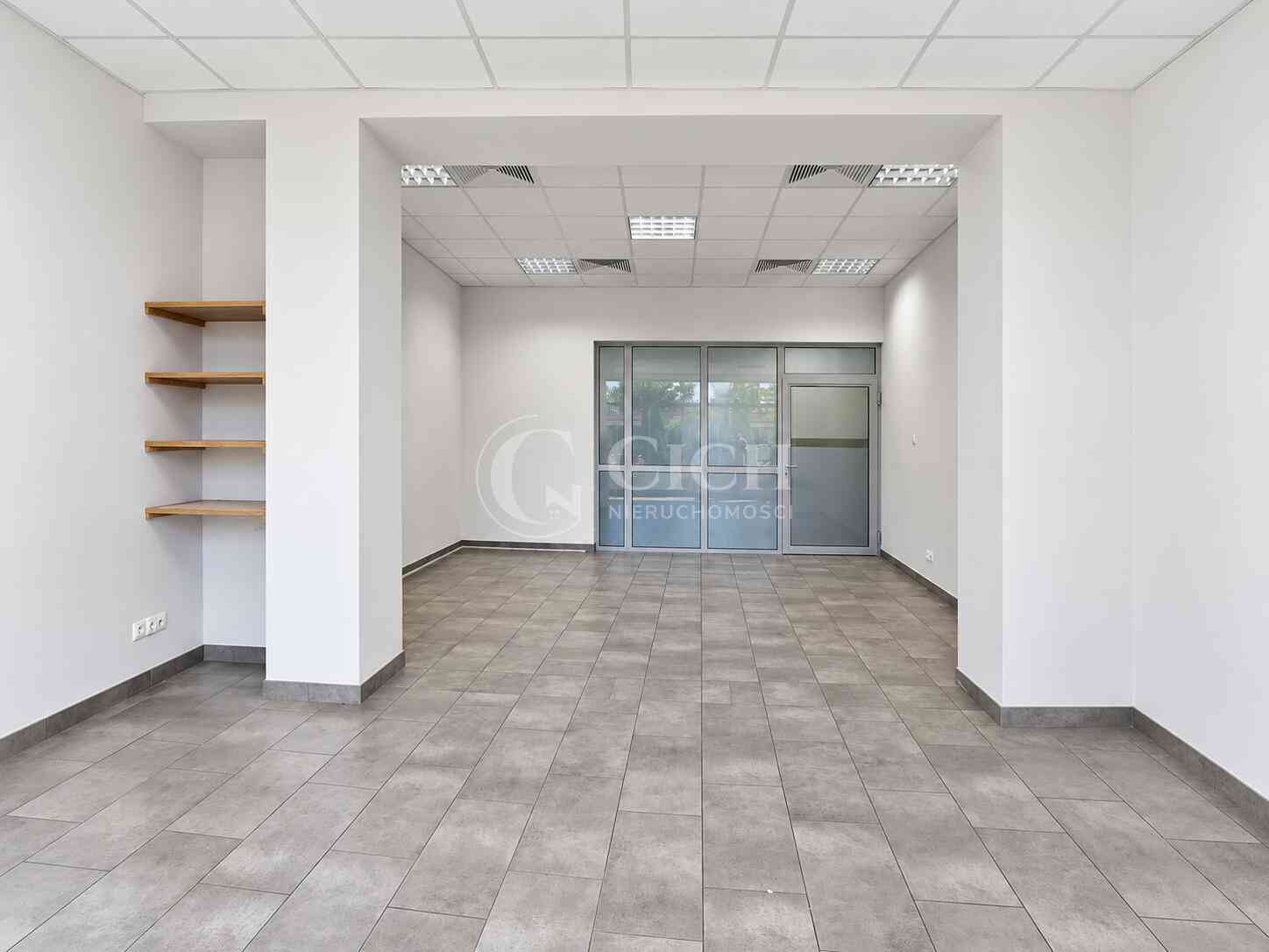 Lokal biurowy z przeszkleniami 38,6 m² | centrum Tarnowa | parter - zdjęcie 6