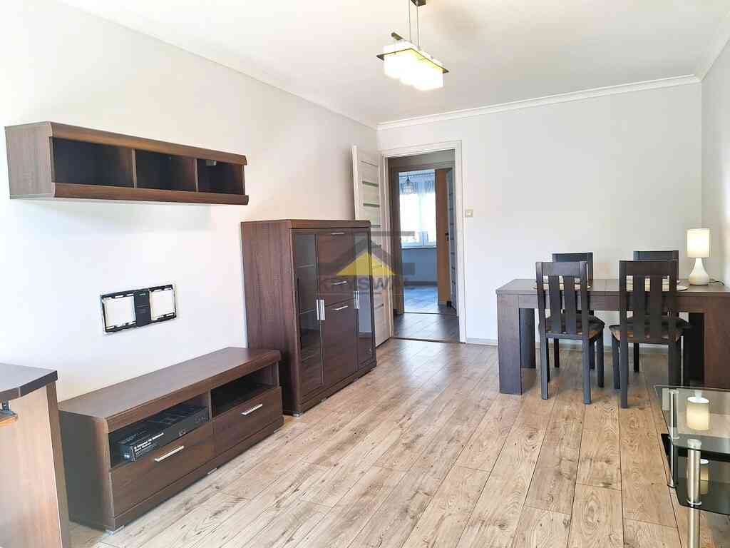 2 pokoje, osobna kuchnia, balkon, 1 pietro - zdjęcie 1