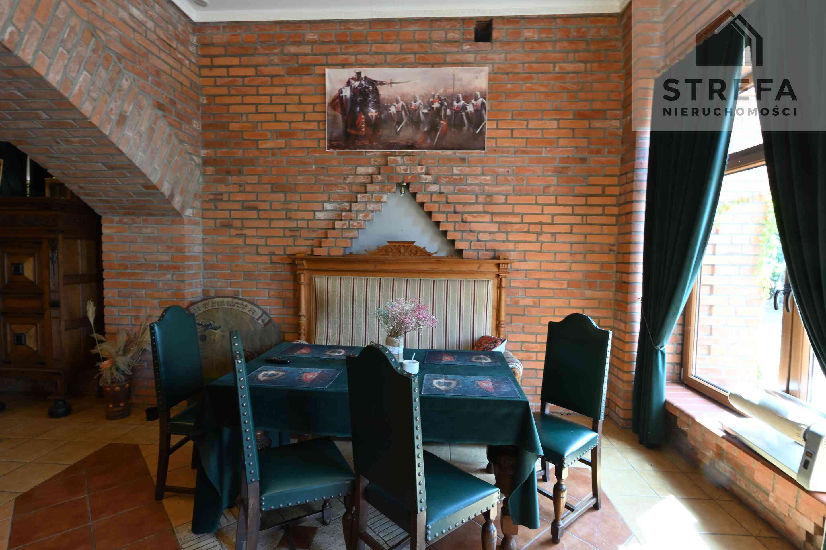 Zamek, hotel, restauracja, gotowy biznes - zdjęcie 15