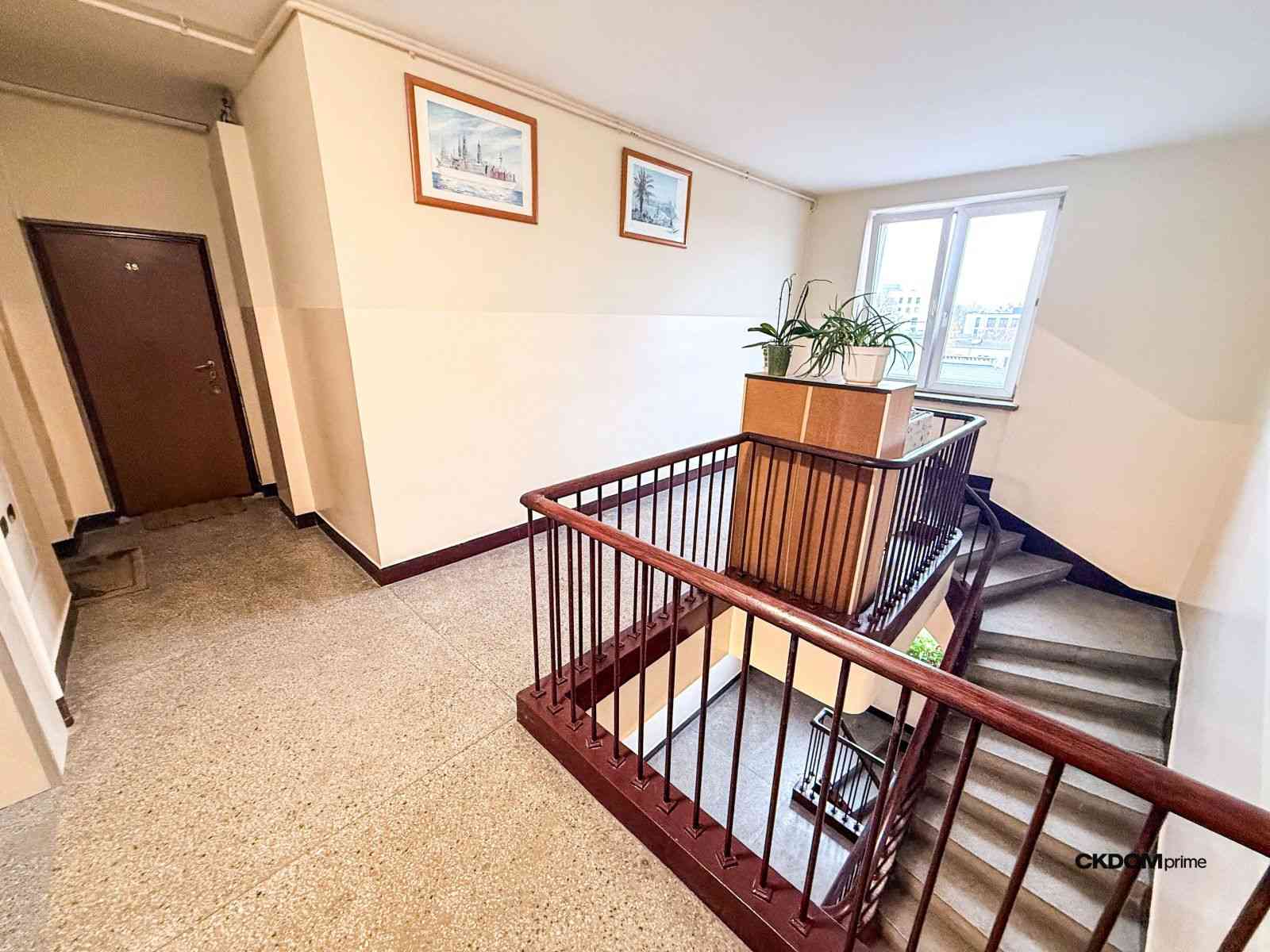 Klimatyczna kawalerka 34,1 m² w kamienicy - zdjęcie 6