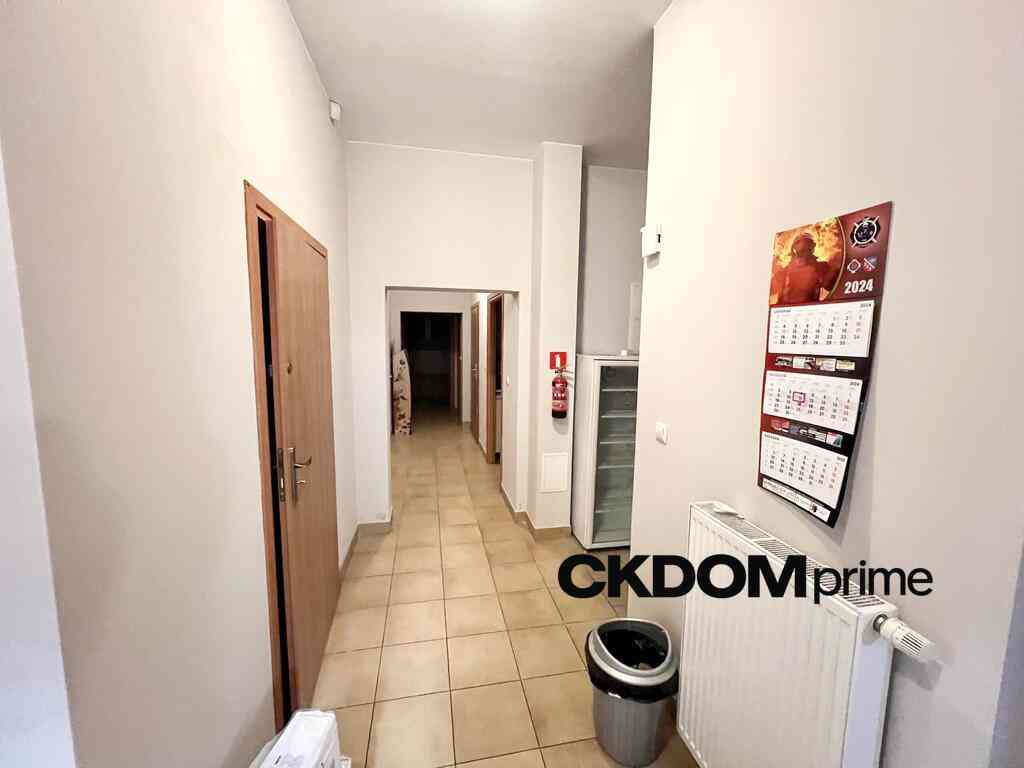 Lokal 115,8 m² w centrum Kielc – idealny pod aptek - zdjęcie 9
