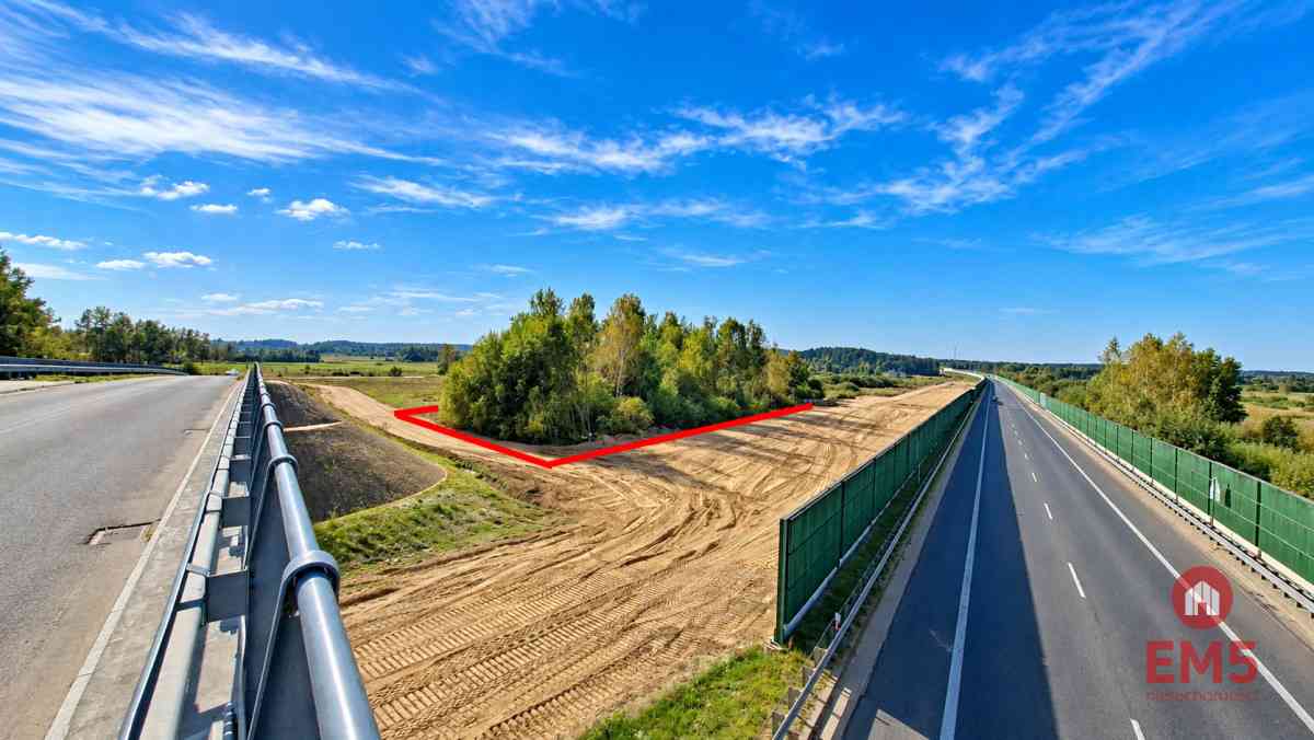 Działka usługowa przy S19 - zdjęcie 1