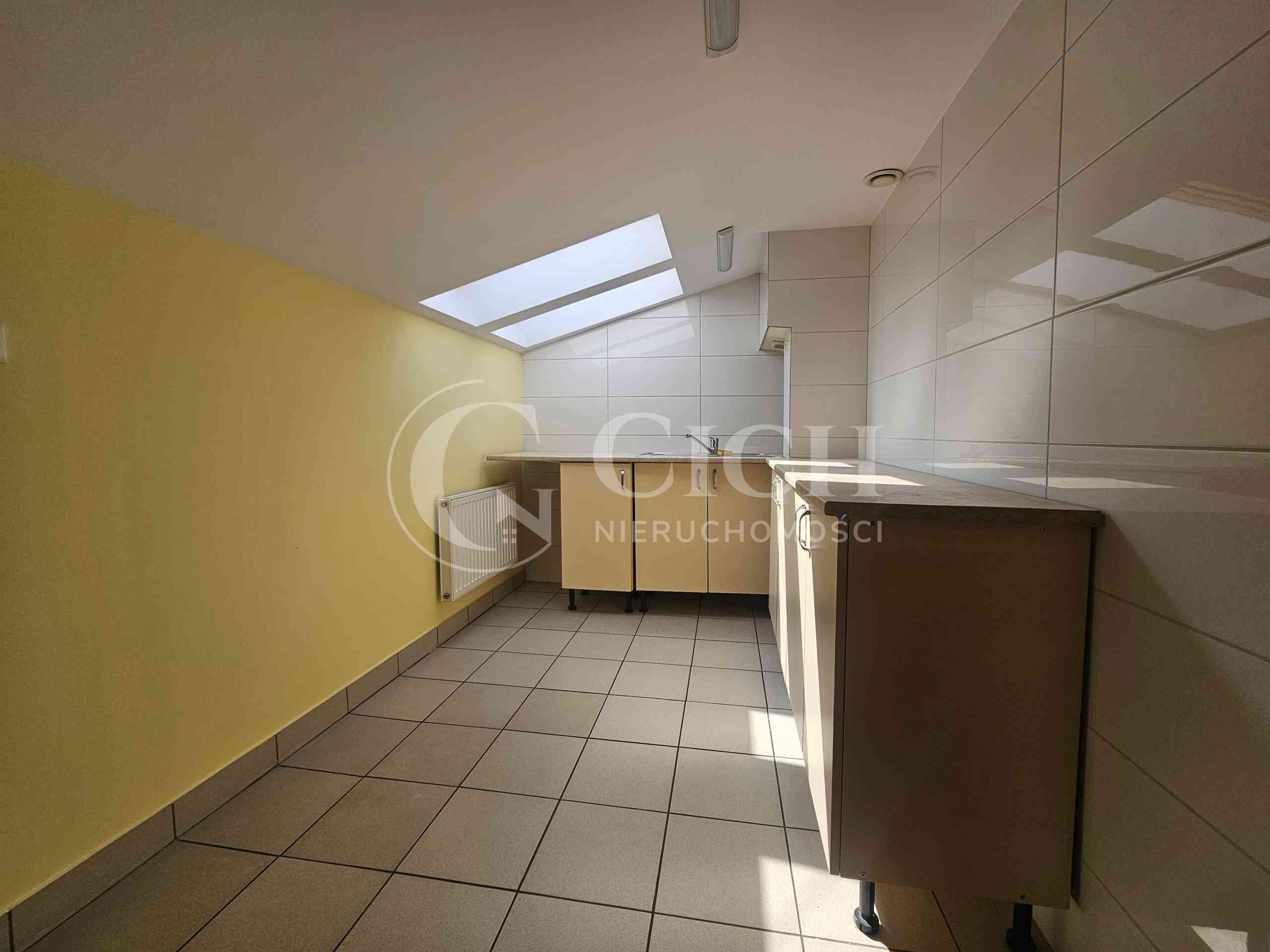 Duży lokal biurowy -119,5 m2 - zdjęcie 12