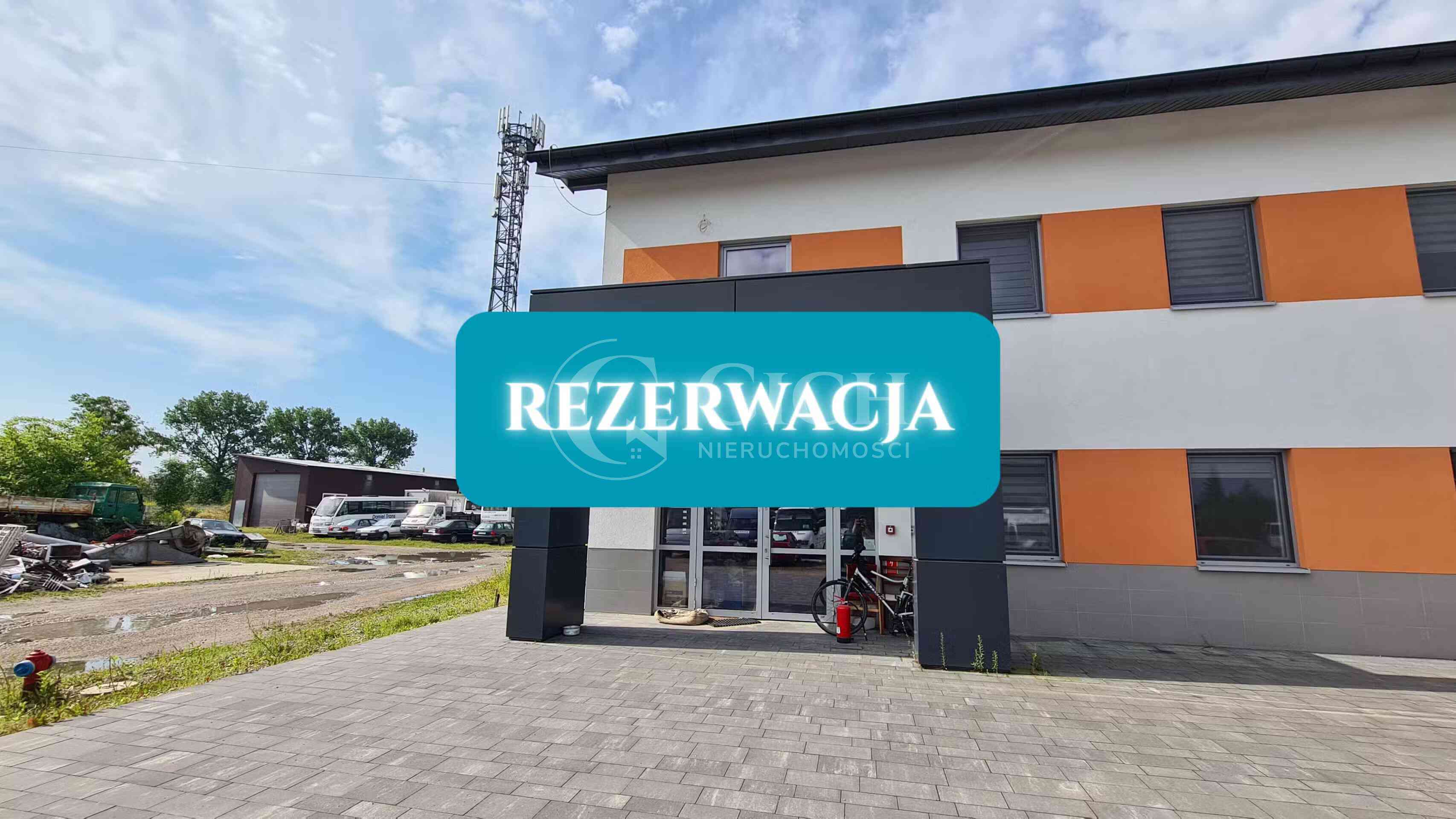 Lokal biurowy w Radłowie.