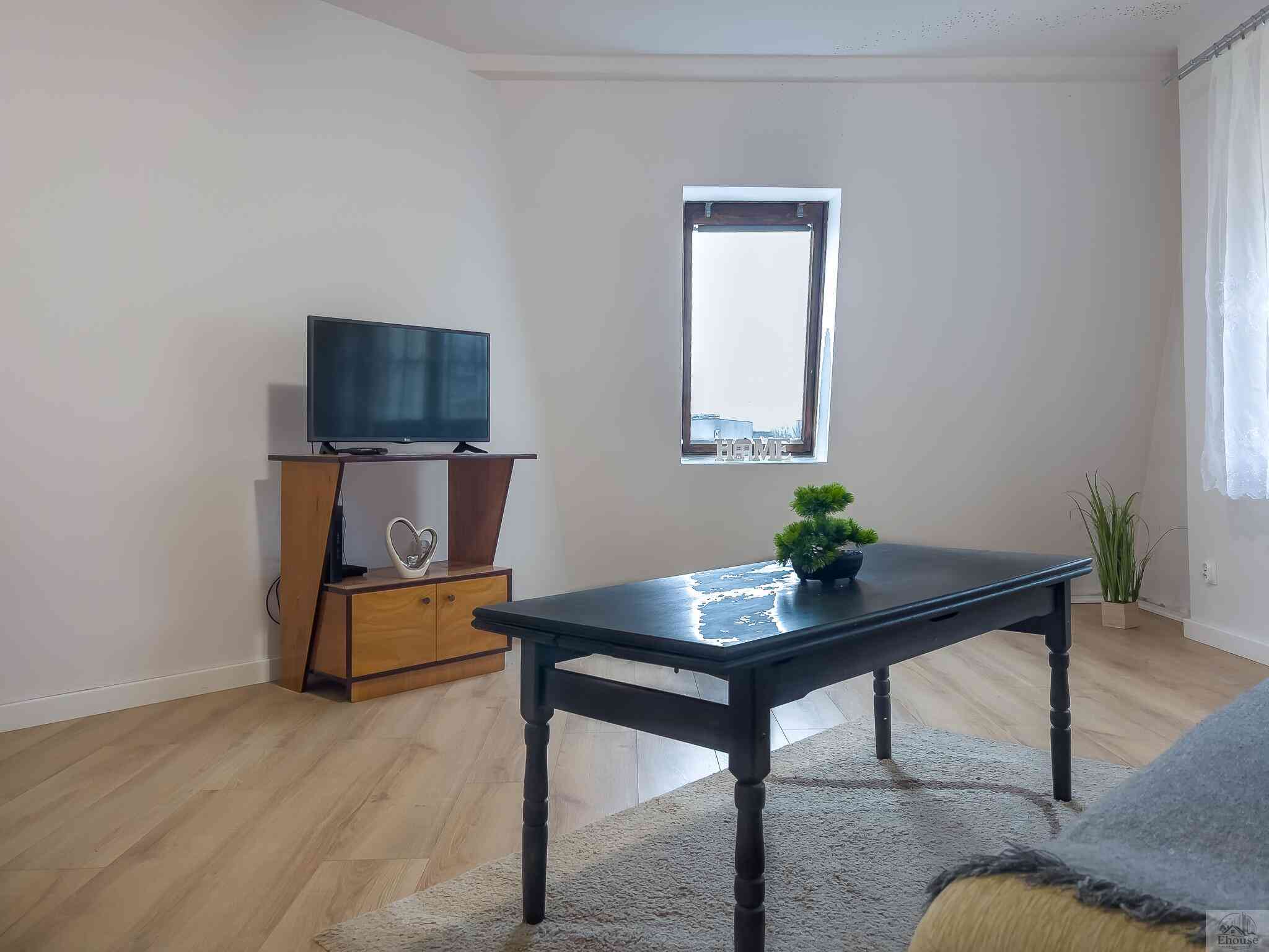 Na sprzedaż funkcjonalne i jasne mieszkanie o powierzchni 42,3 m²