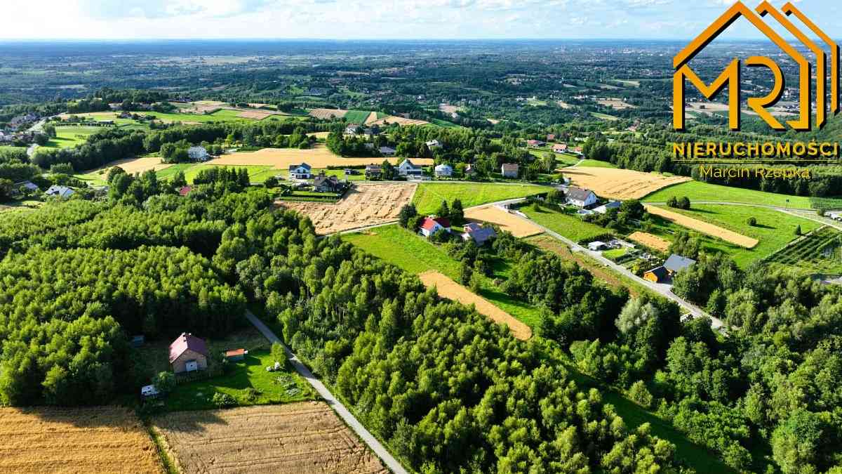 Dom jednorodzinny do kapitalnego remontu w Pleśnej - zdjęcie 18