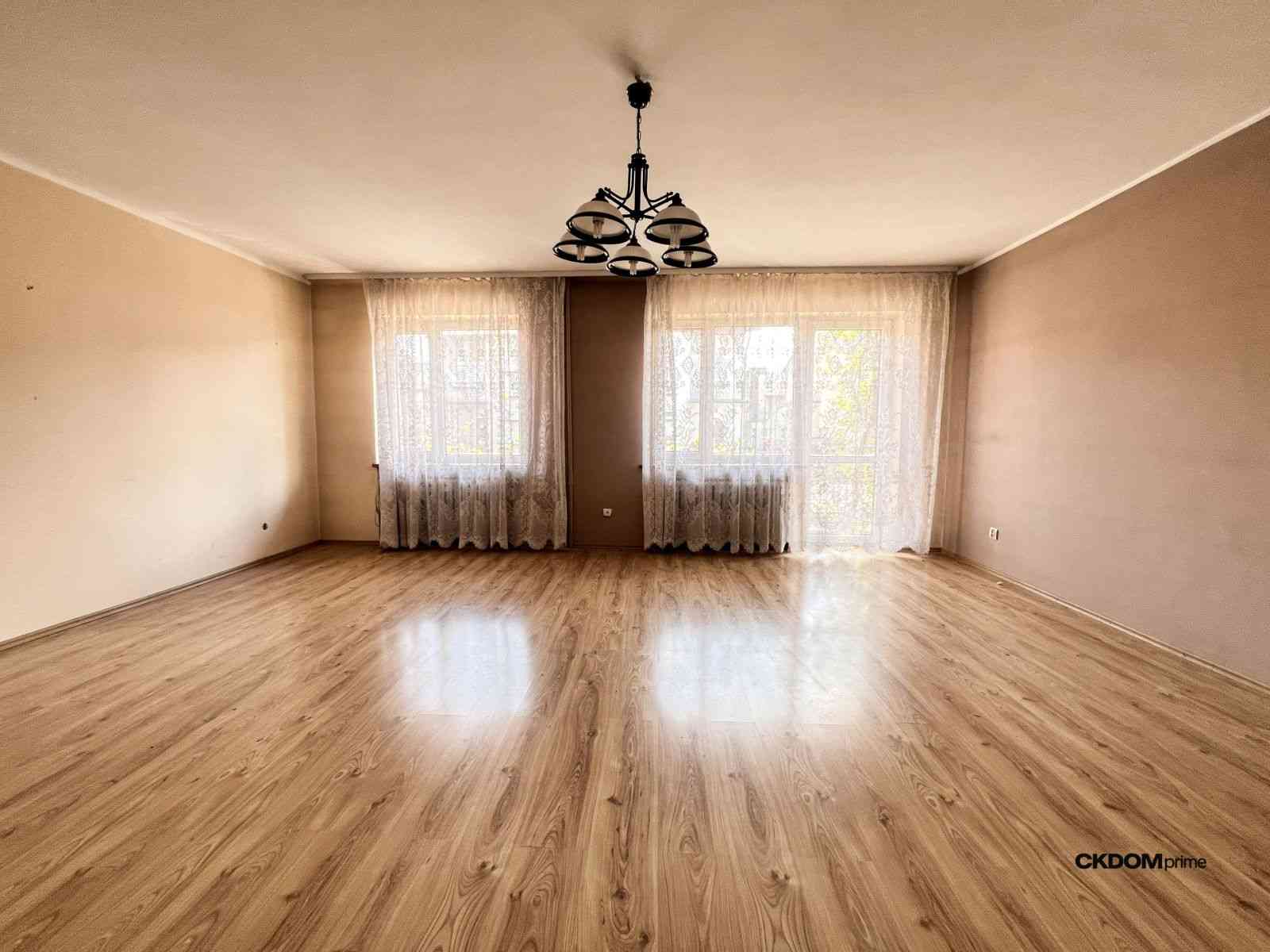 Kameralny bliźniak! 260 m² Idalin, Radom, 3 garaże - zdjęcie 13