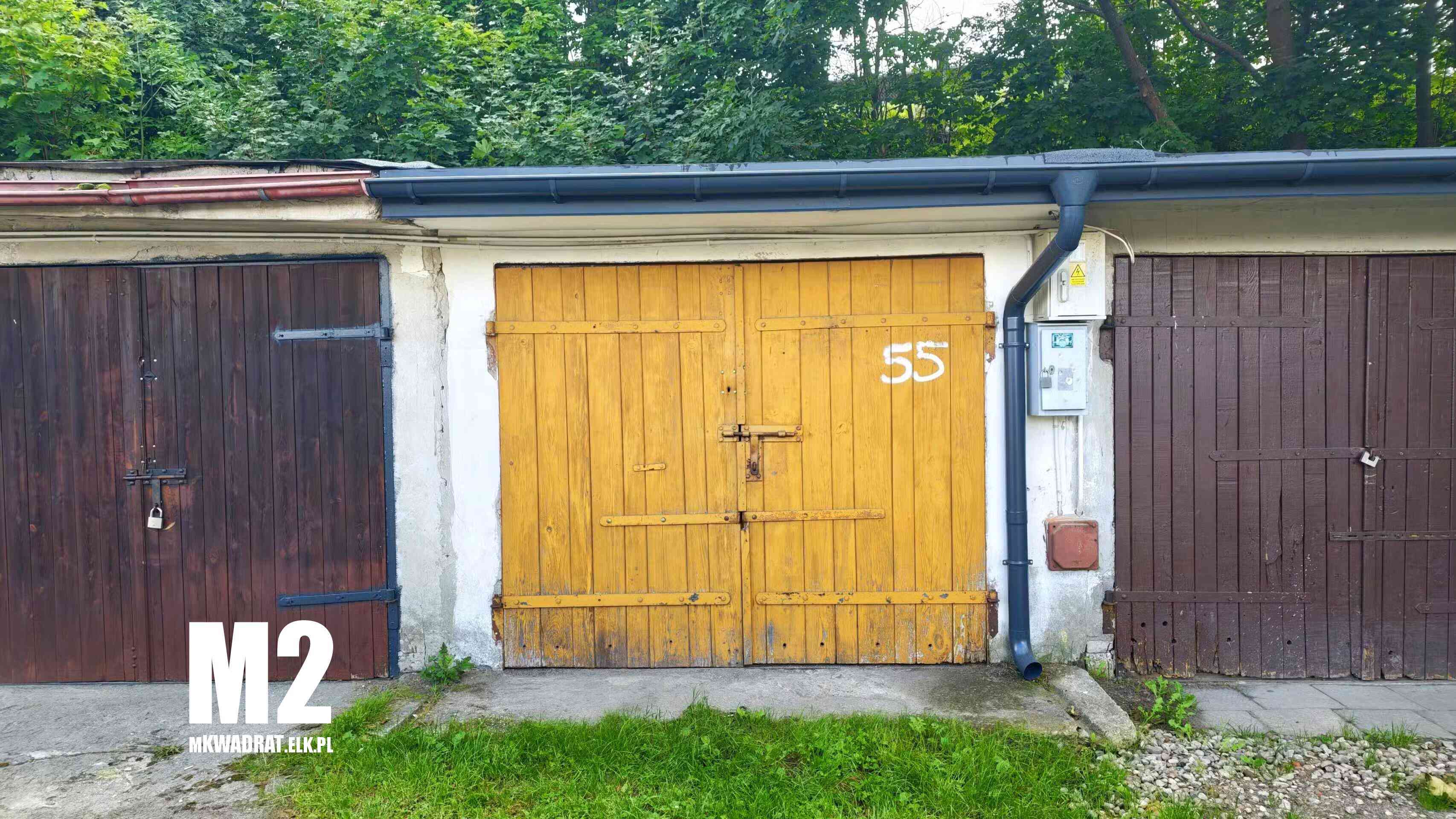 Murowany garaż z kanałem, 17.6 m² – Ełk, ul. Piękna
