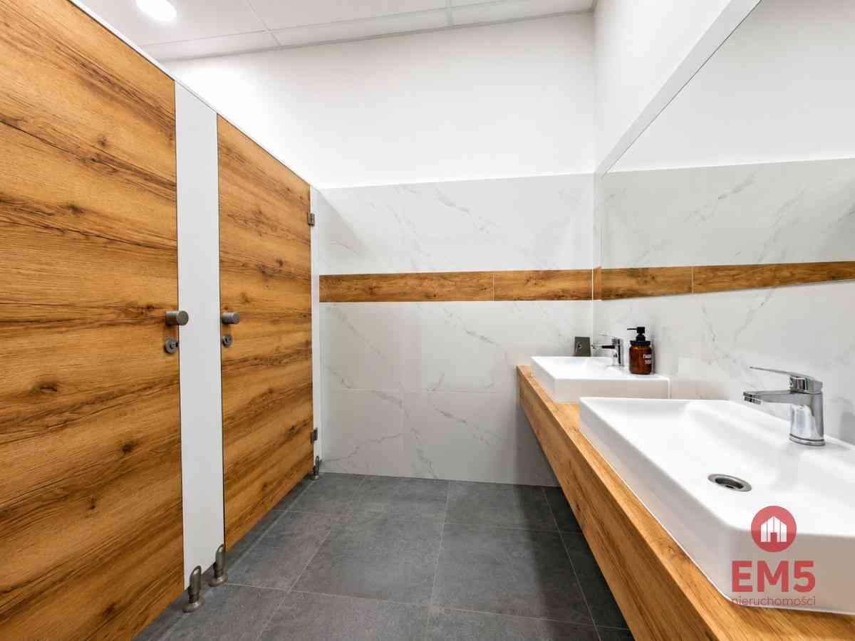 Lokal użytkowy 200 m2. Fitness, zajęcia ruchowe. - zdjęcie 8