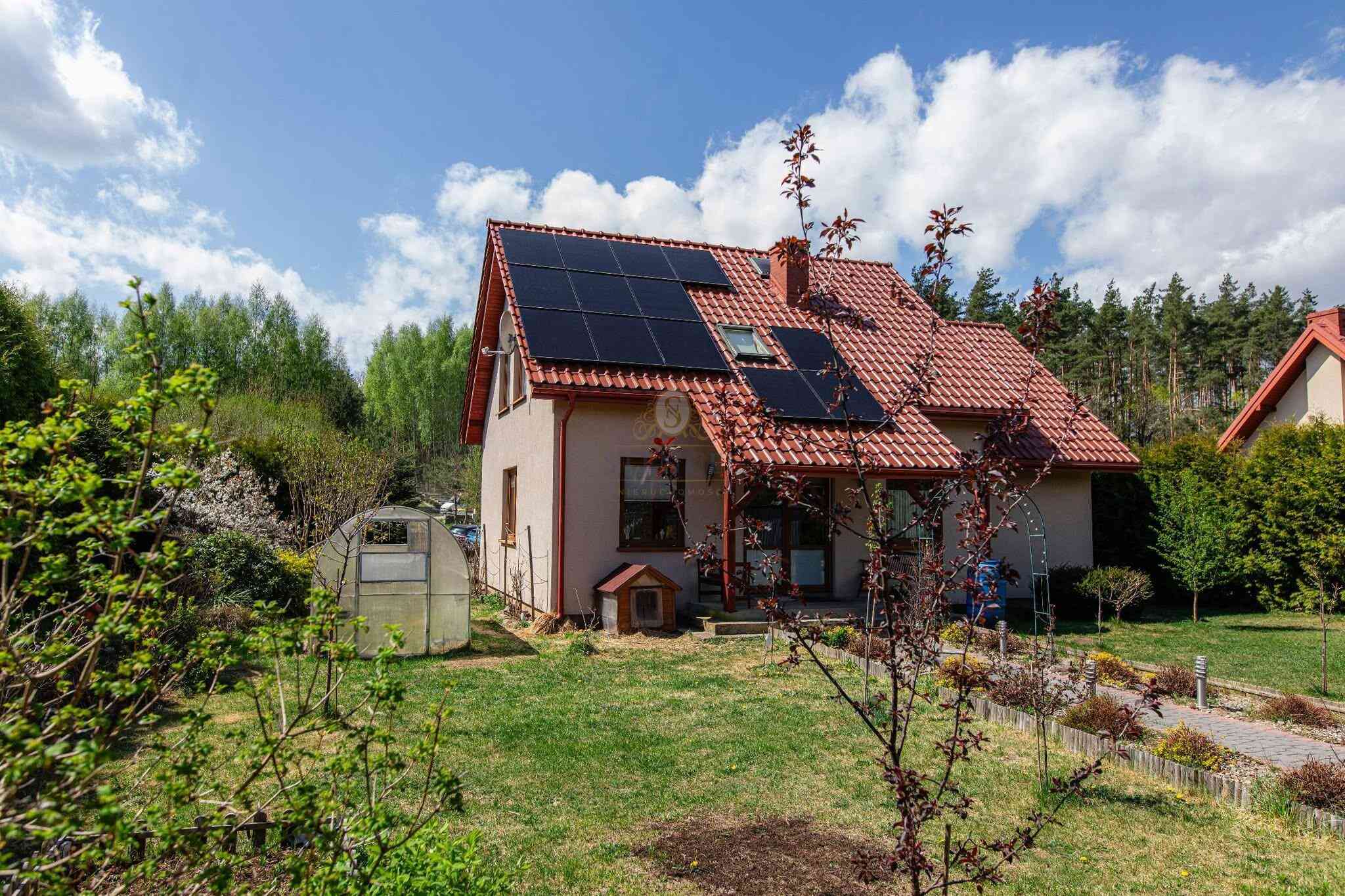 Urządzony dom na sprzedaż w Kobysewie na Kaszubach - zdjęcie 3