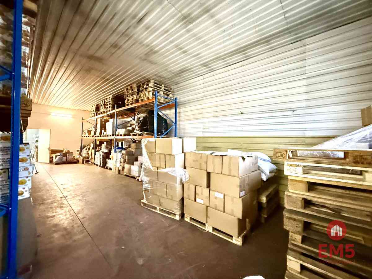 *** HALA MAGAZYNOWA *** POWIERZCHNIA 300 m2 ***