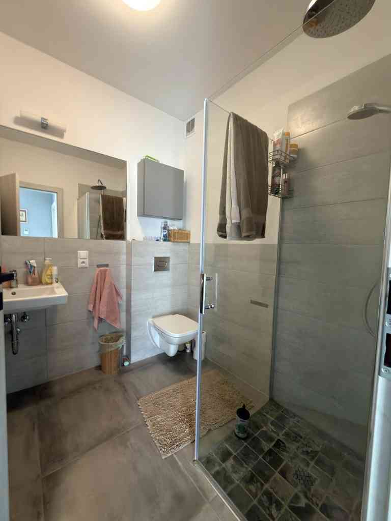 Atrakcyjny bliźniak 156 m2, 6 pokoi - Bezrzecze - zdjęcie 9