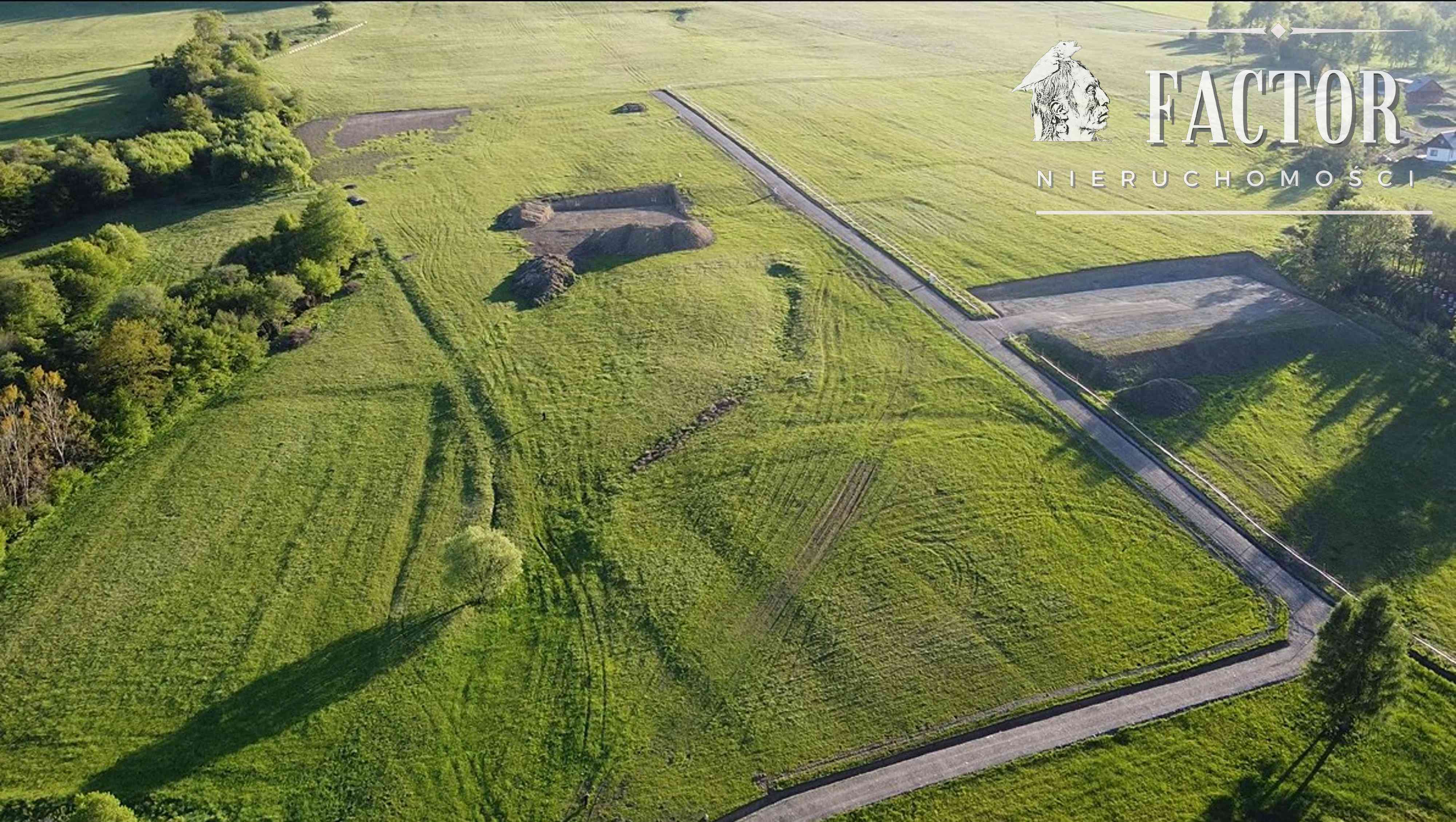 Uście Gorlickie działka budowlana 8 a 1150S - zdjęcie 2