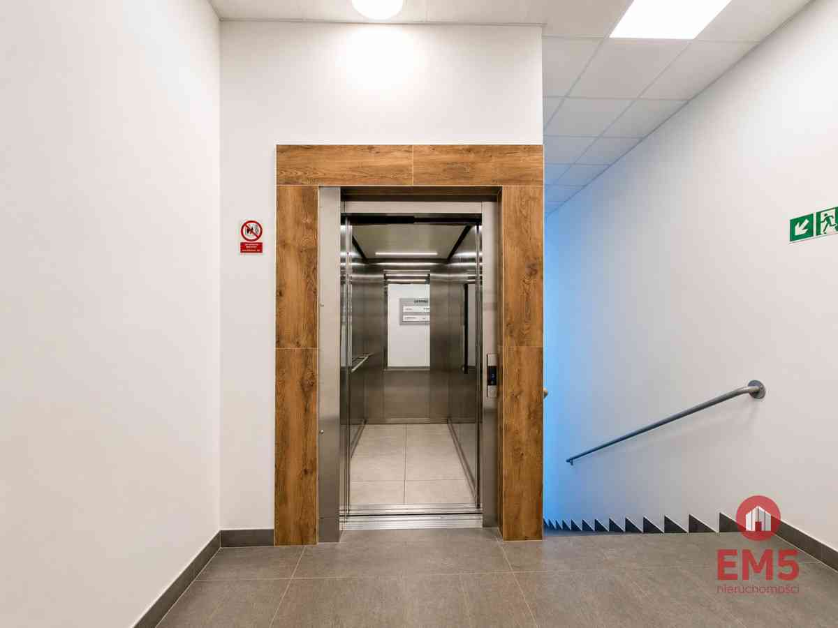 Lokal użytkowy 200 m2. Fitness, zajęcia ruchowe. - zdjęcie 4
