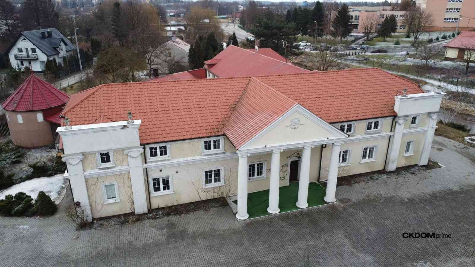 Pałac Łazienkowski – centrum Staszowa