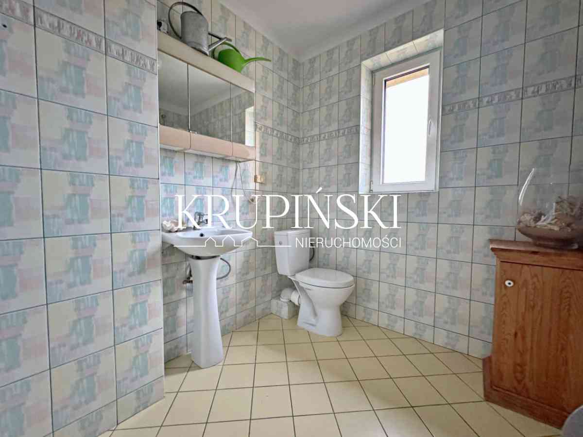 Dom z bardzo dużą działką. 2 garaże. - zdjęcie 21