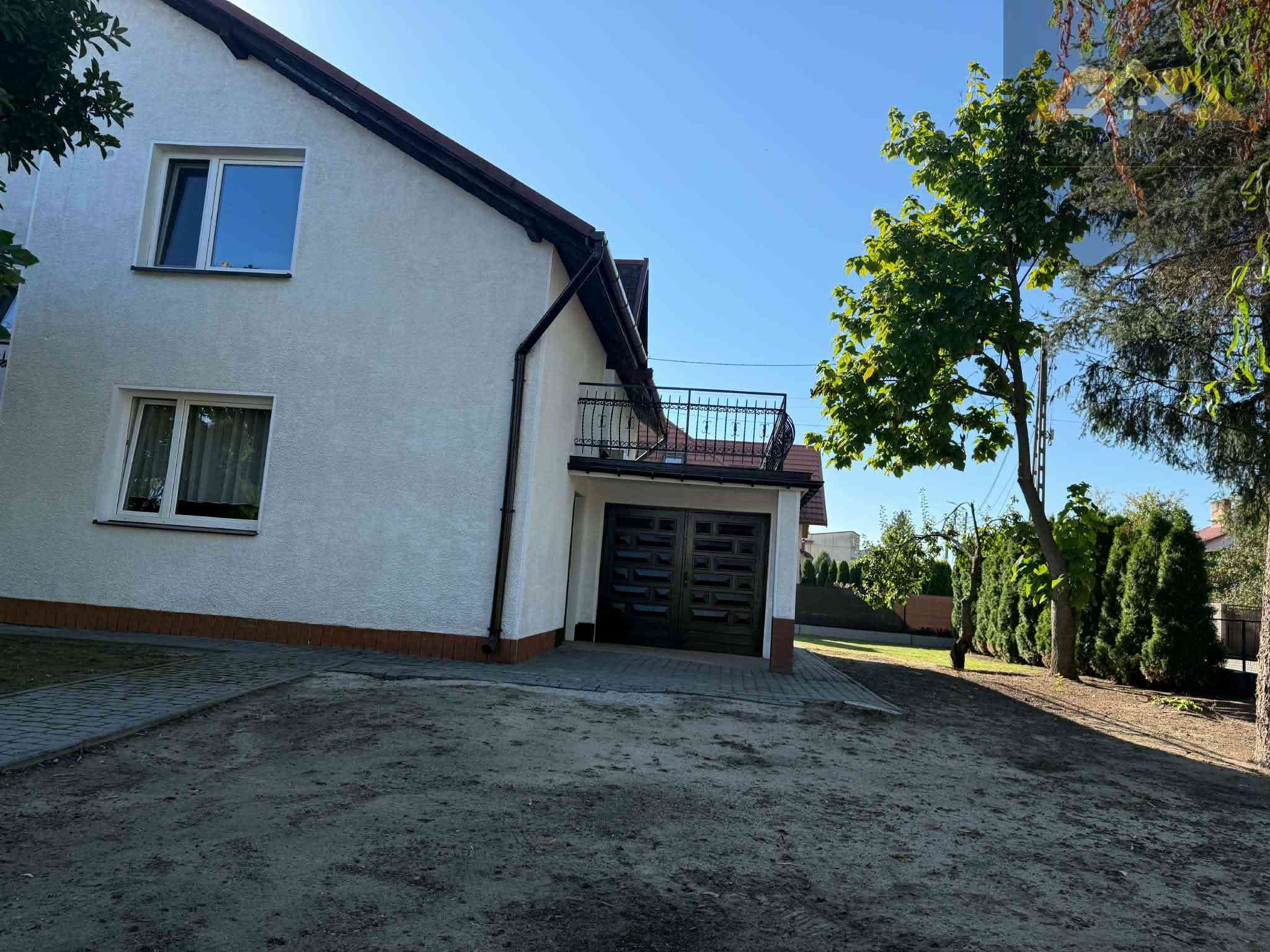 Przestronny dom do wynajęcia w Szczucinie - zdjęcie 4