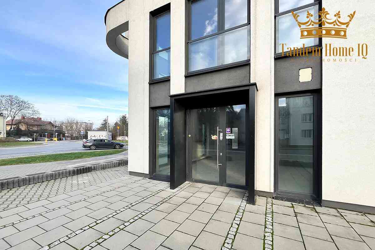 Na wynajem lokal parterowy usługowo-handlowy 122 m2 Ursus Niedźwiadek