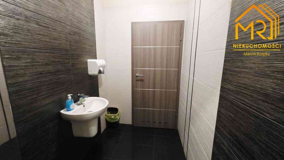 Lokale na wynajem – Tarnów idealny pod biuro, gabi - zdjęcie 11