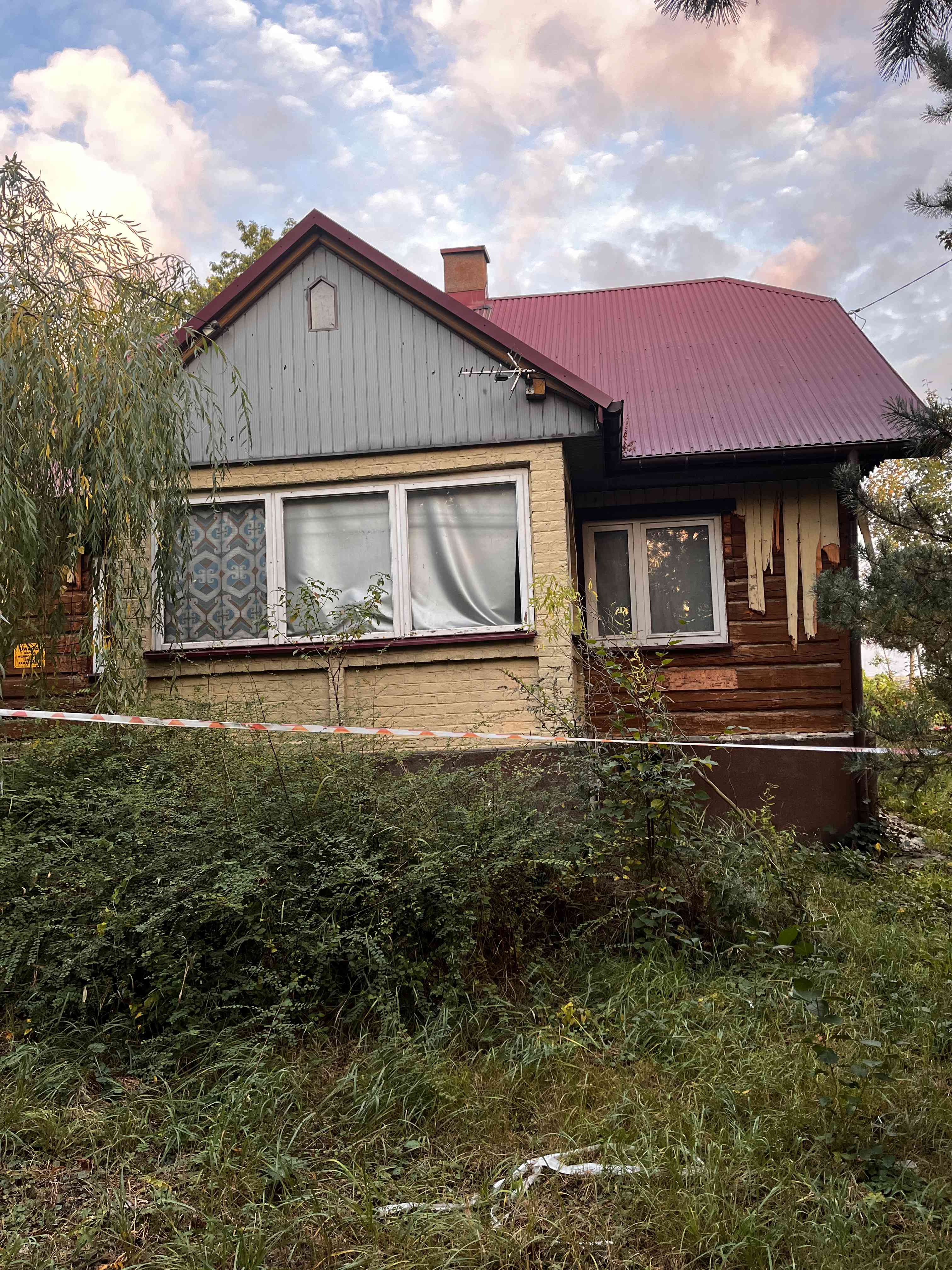 SPRZEDAM DOM  Z DZIAŁKĄ 89 ARÓW – MIEJSCE PIASTOWE, ATRAKCYJNA LOKALIZ - zdjęcie 3