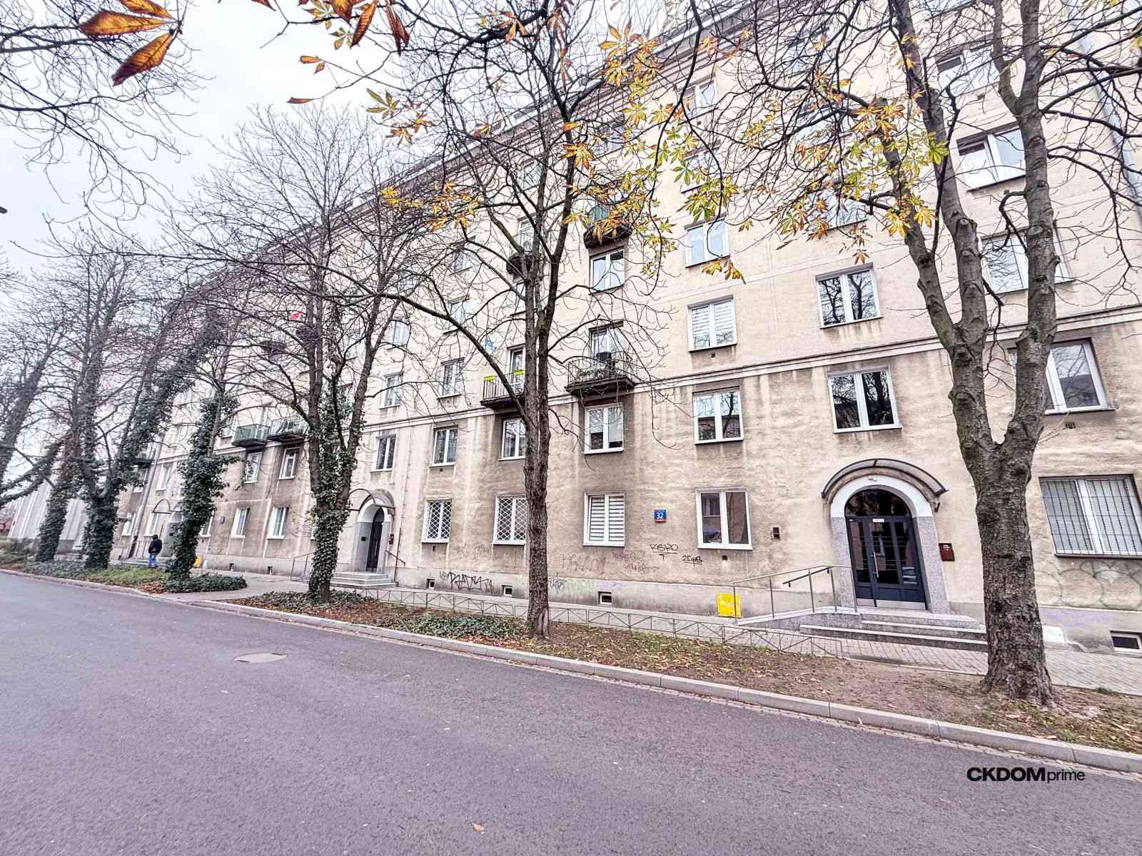 Klimatyczna kawalerka 34,1 m² w kamienicy - zdjęcie 10