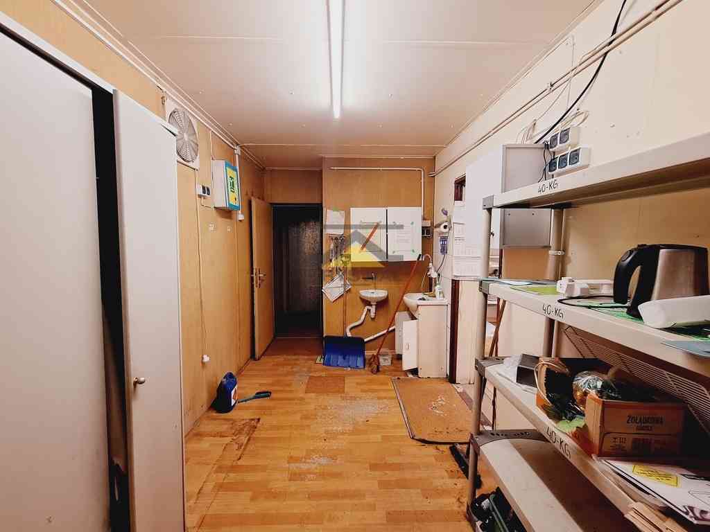 Działka budowlana z budynkiem w Górkach Noteckich - zdjęcie 11