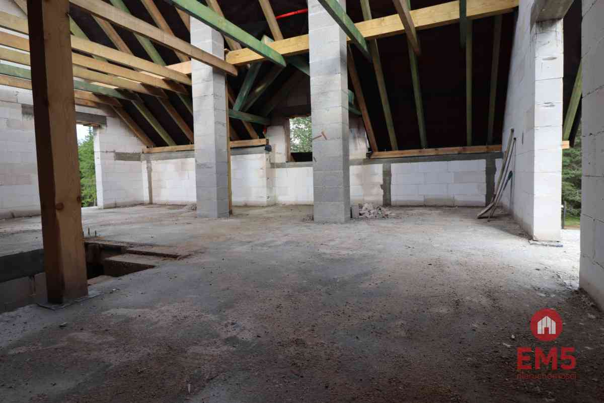Dom z potencjałem blisko jeziora Macharce - zdjęcie 13