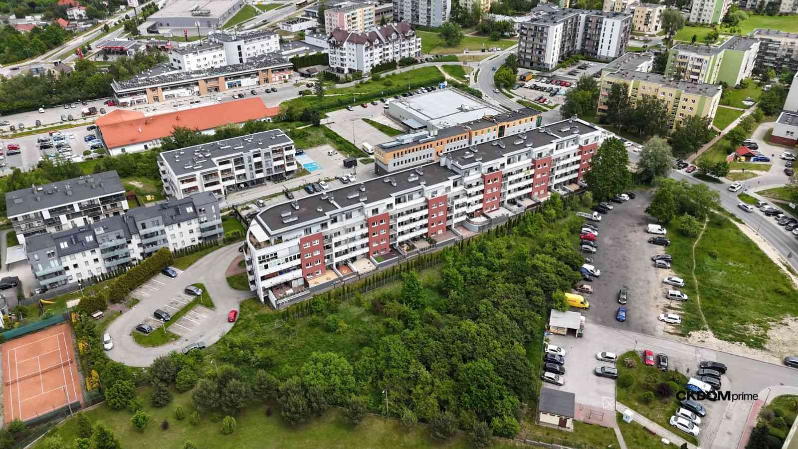 Dwupoziomowe mieszkanie Kielce Stok piwnica 40 m2 - zdjęcie 20